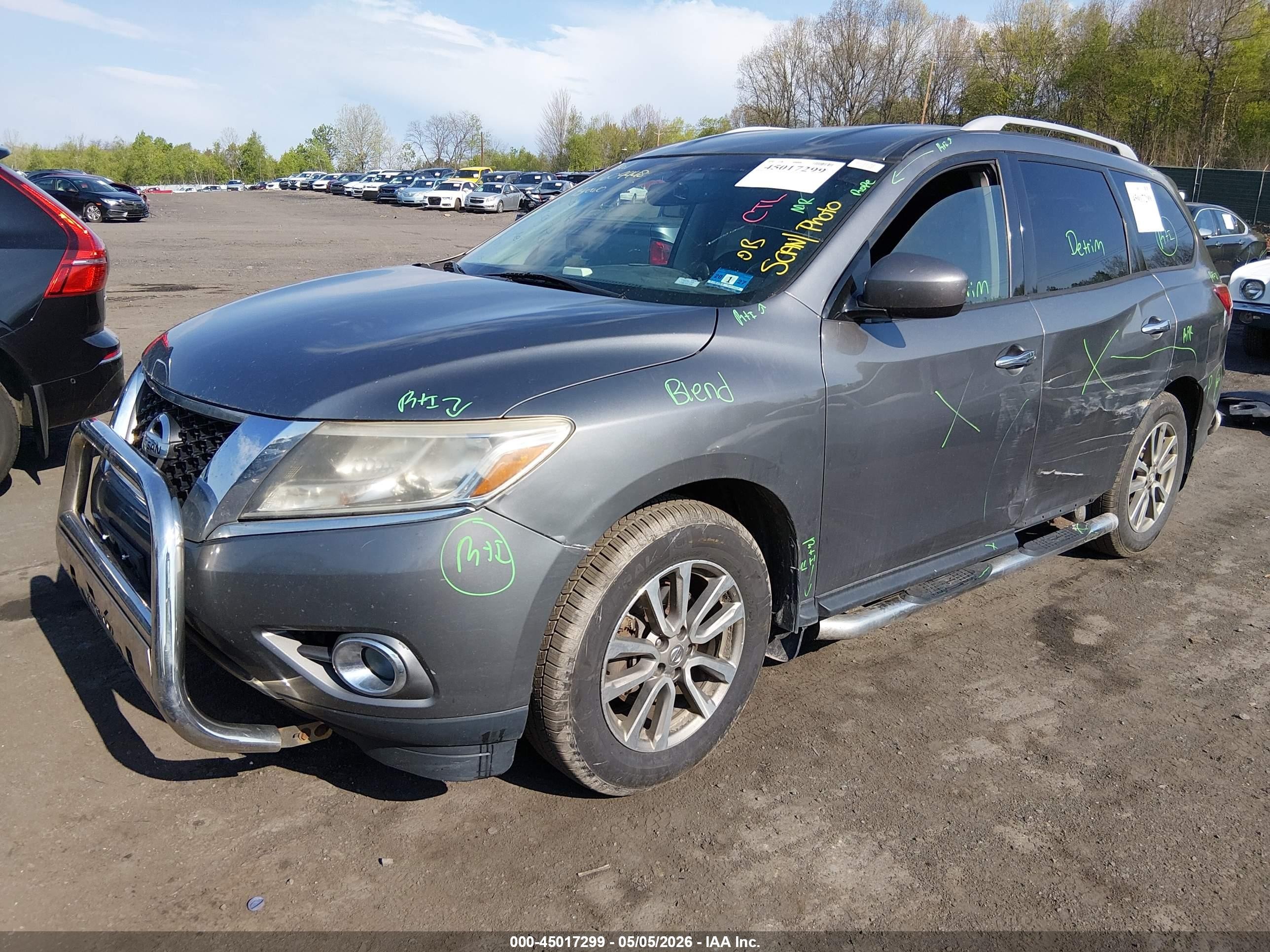 2015 Nissan Pathfinder Sv Gray vin: 5N1AR2MM4FC673198