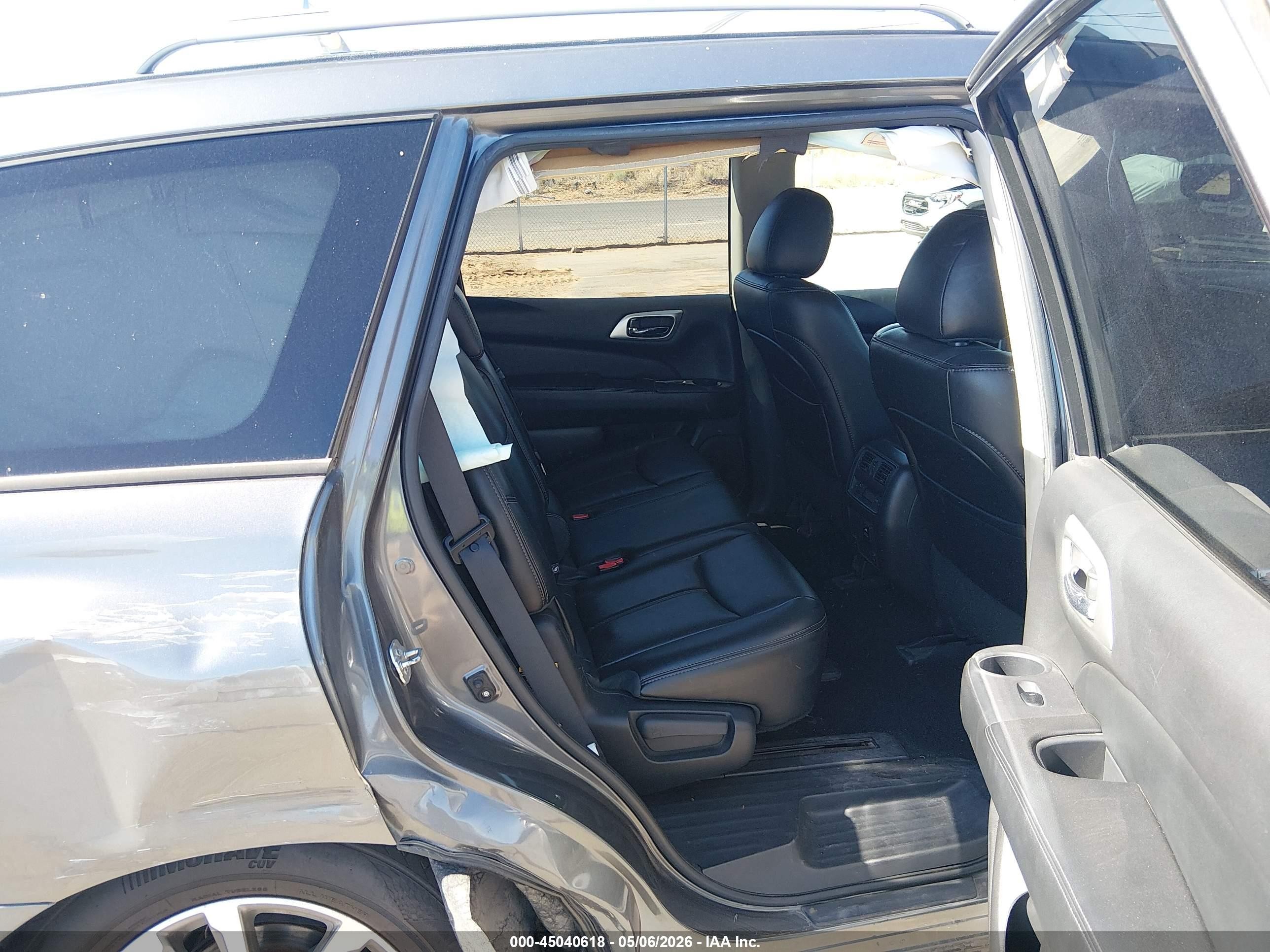 2015 Nissan Pathfinder Sl Gray vin: 5N1AR2MM4FC676778