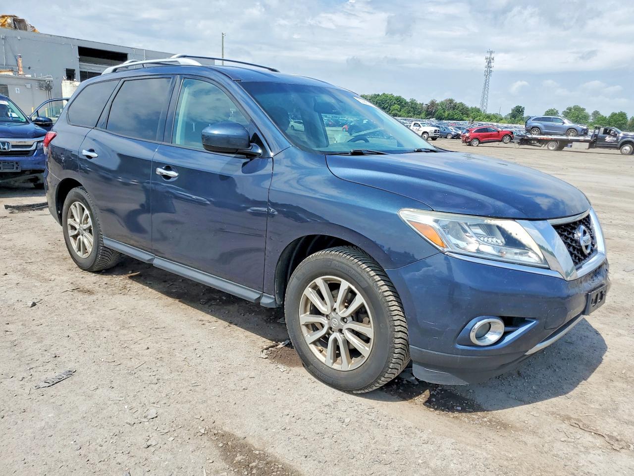 2015 Nissan Pathfinder S Blue vin: 5N1AR2MM4FC686730