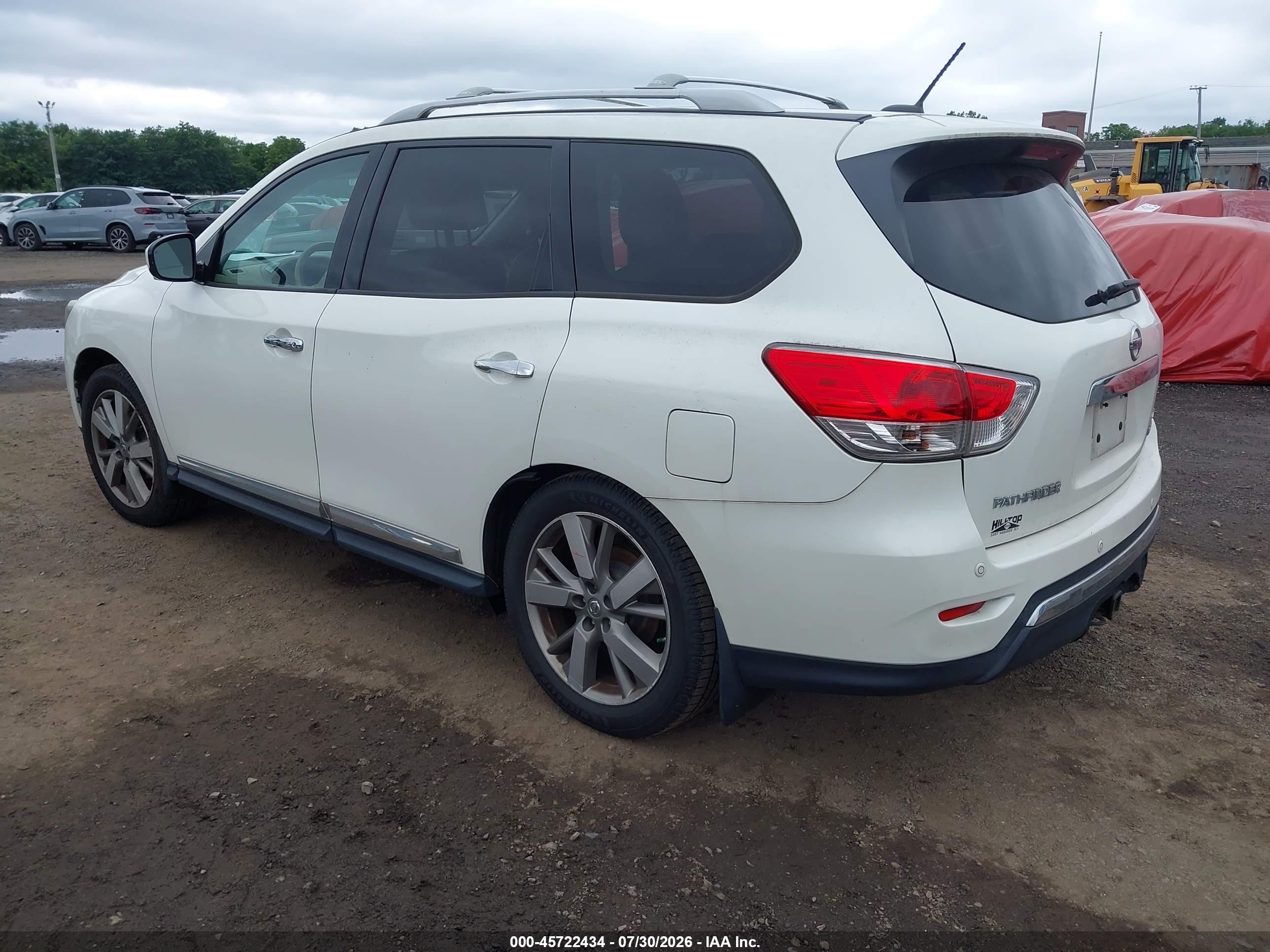 2015 Nissan Pathfinder Platinum White vin: 5N1AR2MM4FC715966