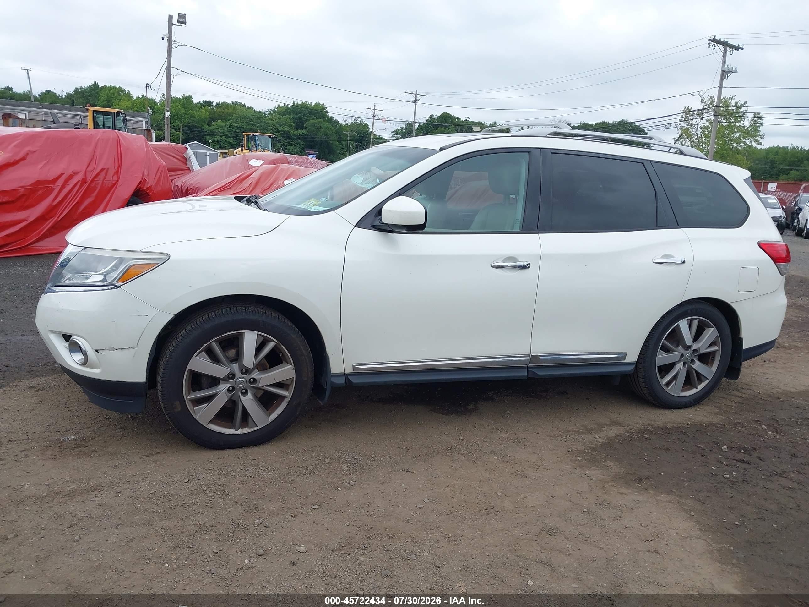 2015 Nissan Pathfinder Platinum White vin: 5N1AR2MM4FC715966