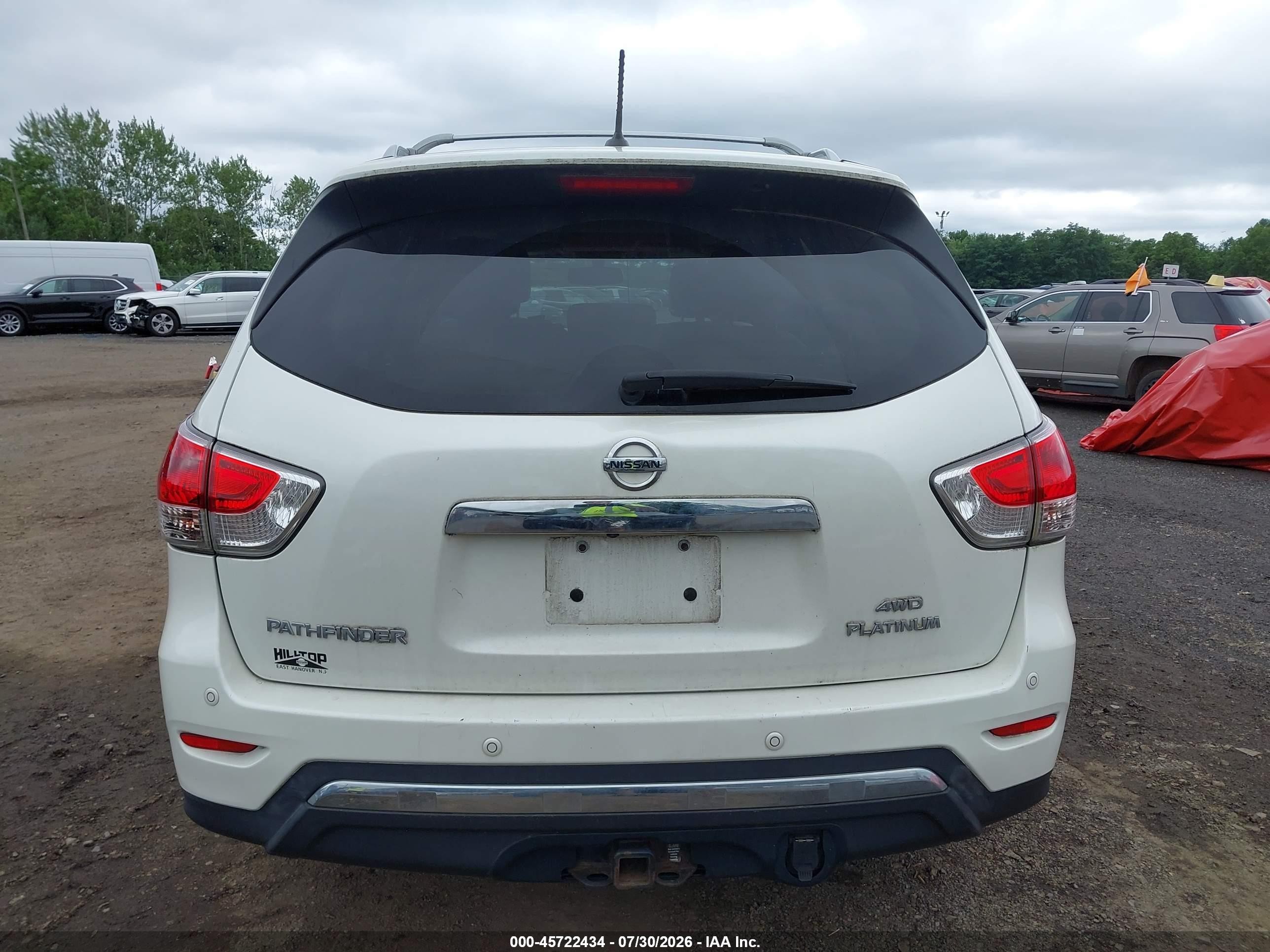 2015 Nissan Pathfinder Platinum White vin: 5N1AR2MM4FC715966