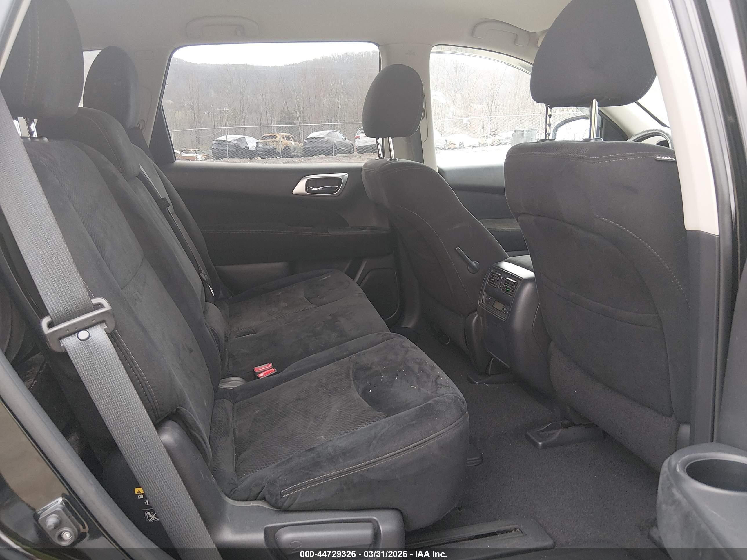 2015 Nissan Pathfinder Sv Черный vin: 5N1AR2MM4FC722996