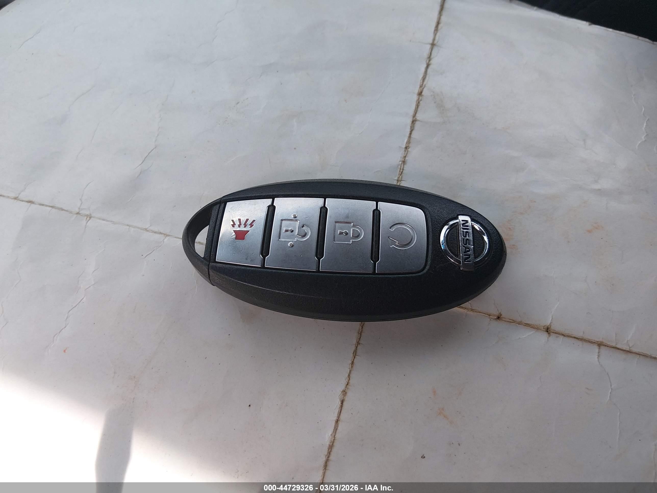 2015 Nissan Pathfinder Sv Черный vin: 5N1AR2MM4FC722996