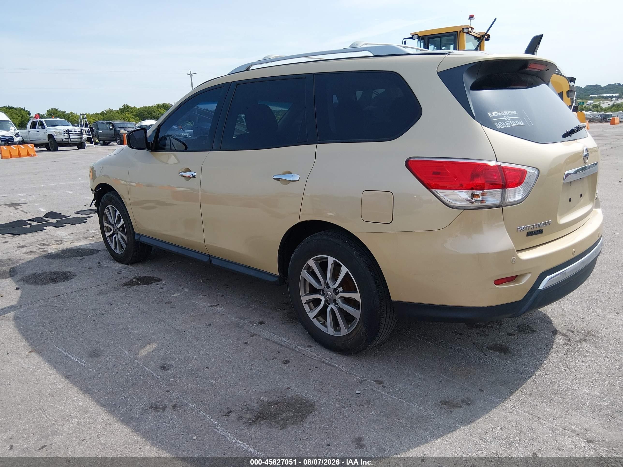 2013 Nissan Pathfinder Sv Gold vin: 5N1AR2MM5DC611869
