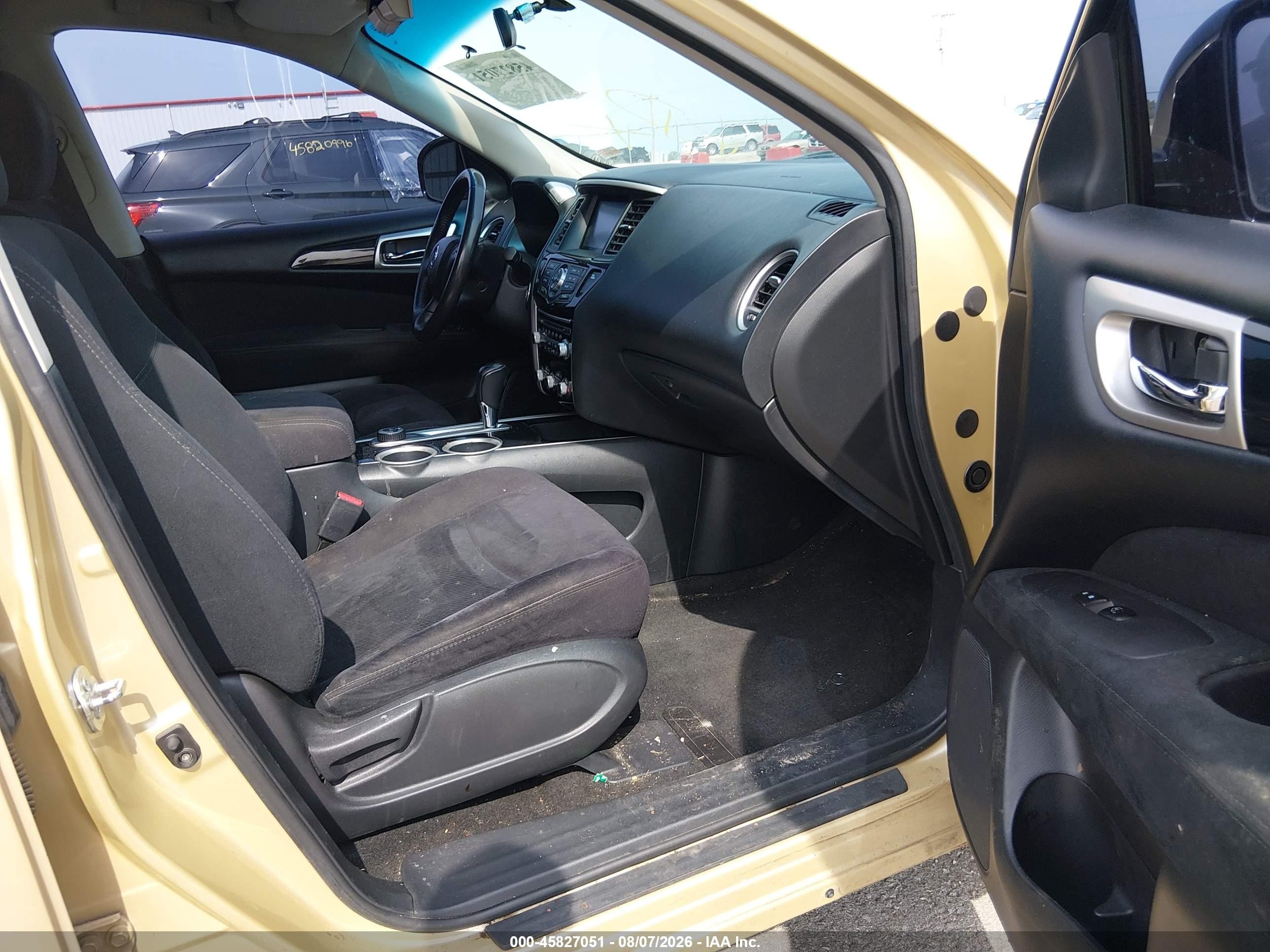 2013 Nissan Pathfinder Sv Gold vin: 5N1AR2MM5DC611869
