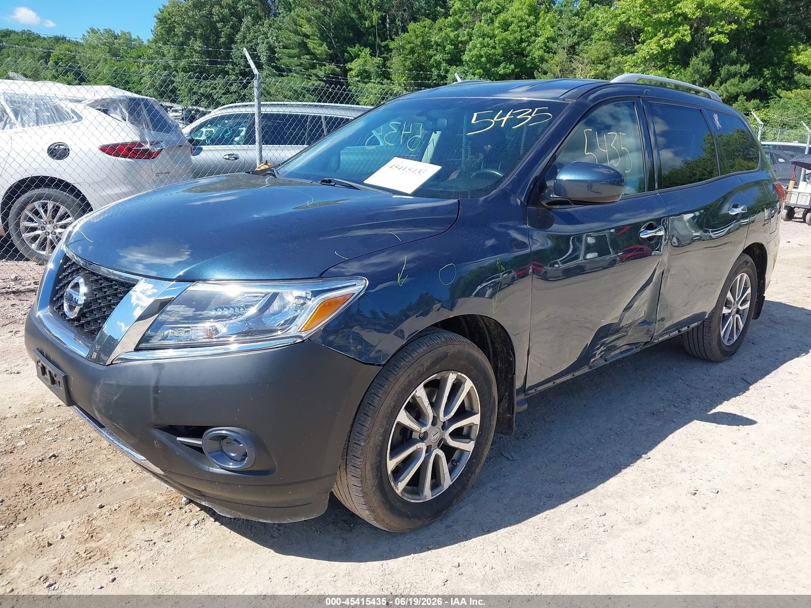 2013 Nissan Pathfinder Sv Blue vin: 5N1AR2MM5DC642359