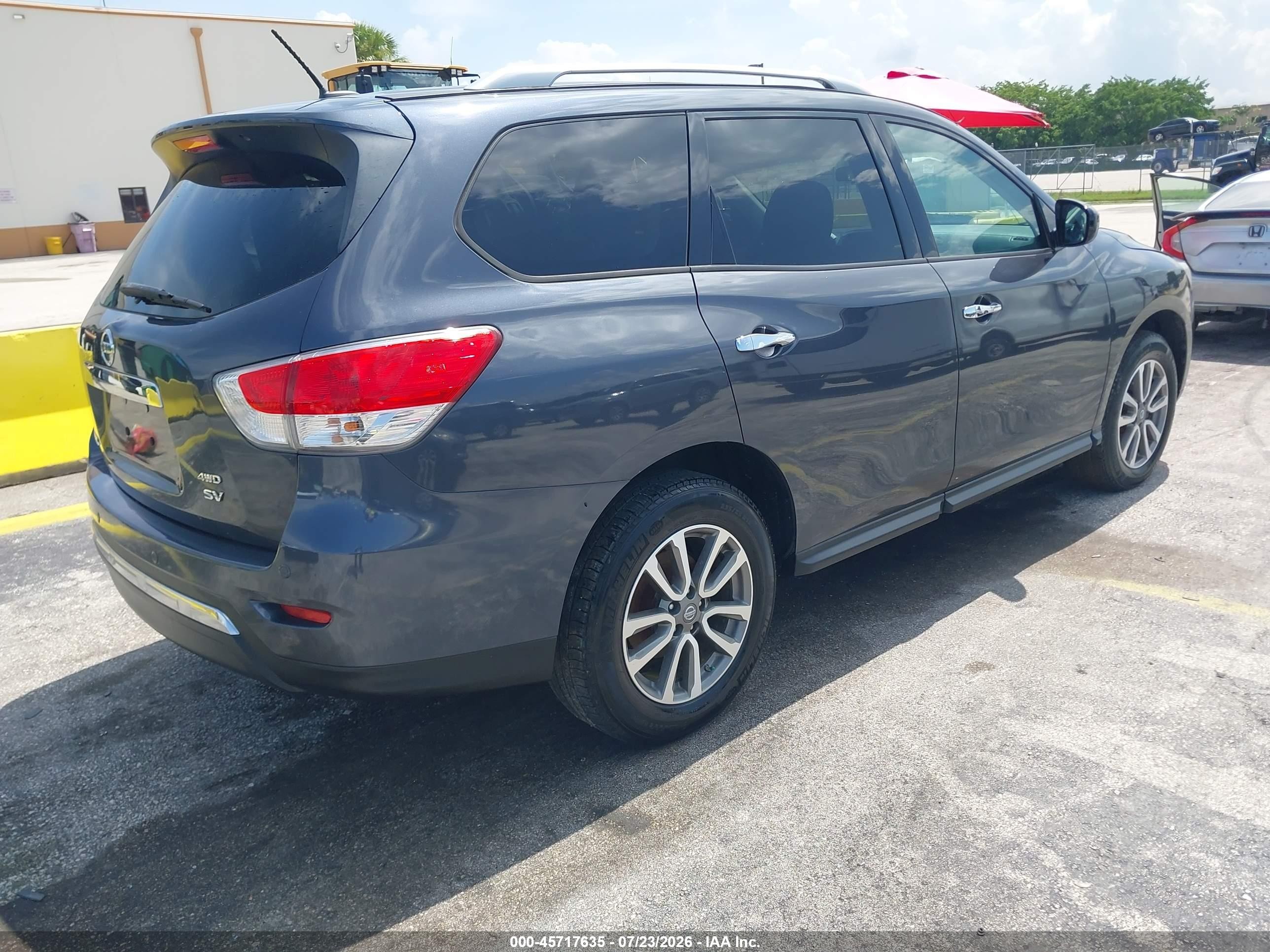 2013 Nissan Pathfinder Sv Gray vin: 5N1AR2MM5DC656293