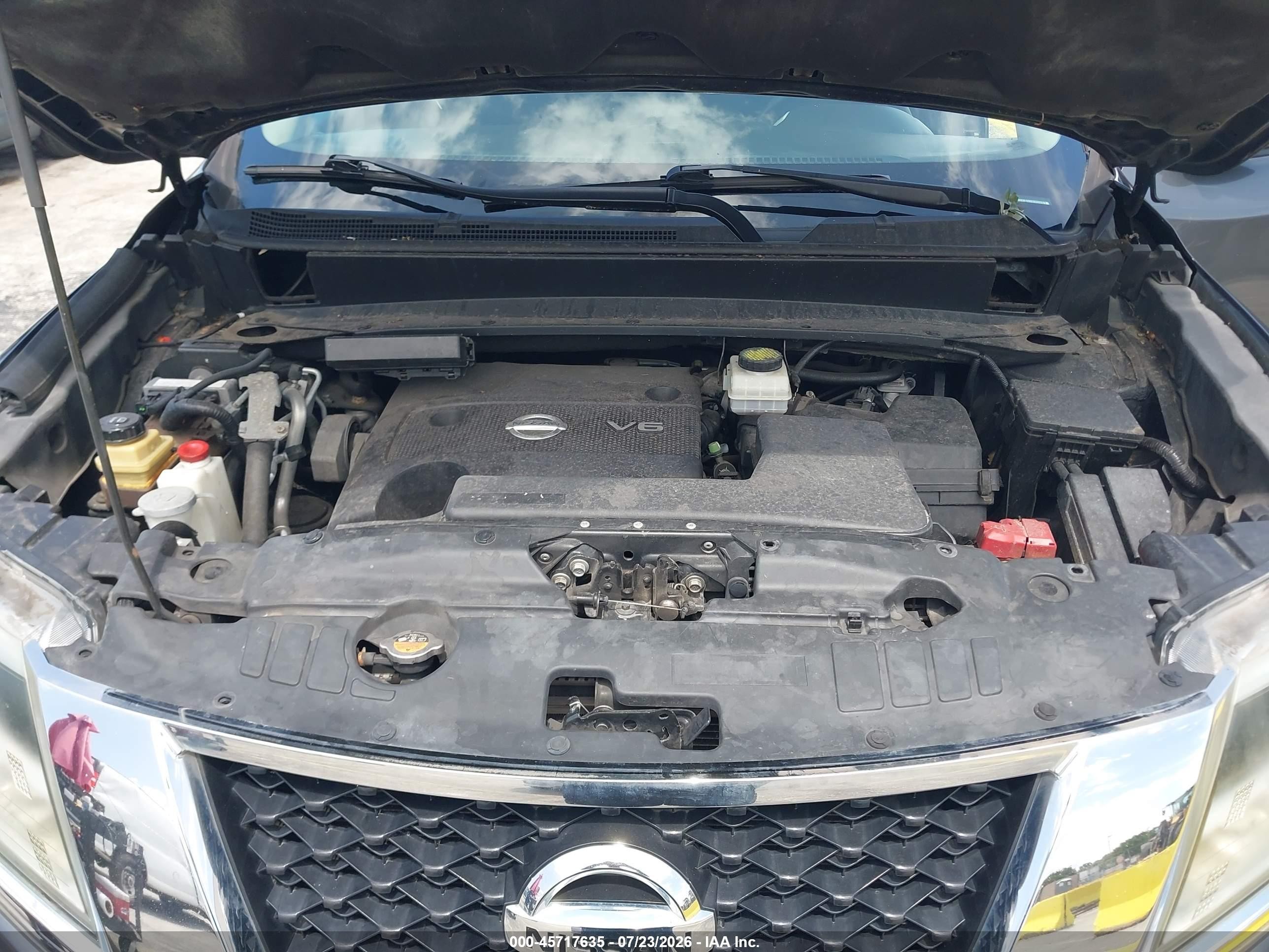 2013 Nissan Pathfinder Sv Gray vin: 5N1AR2MM5DC656293