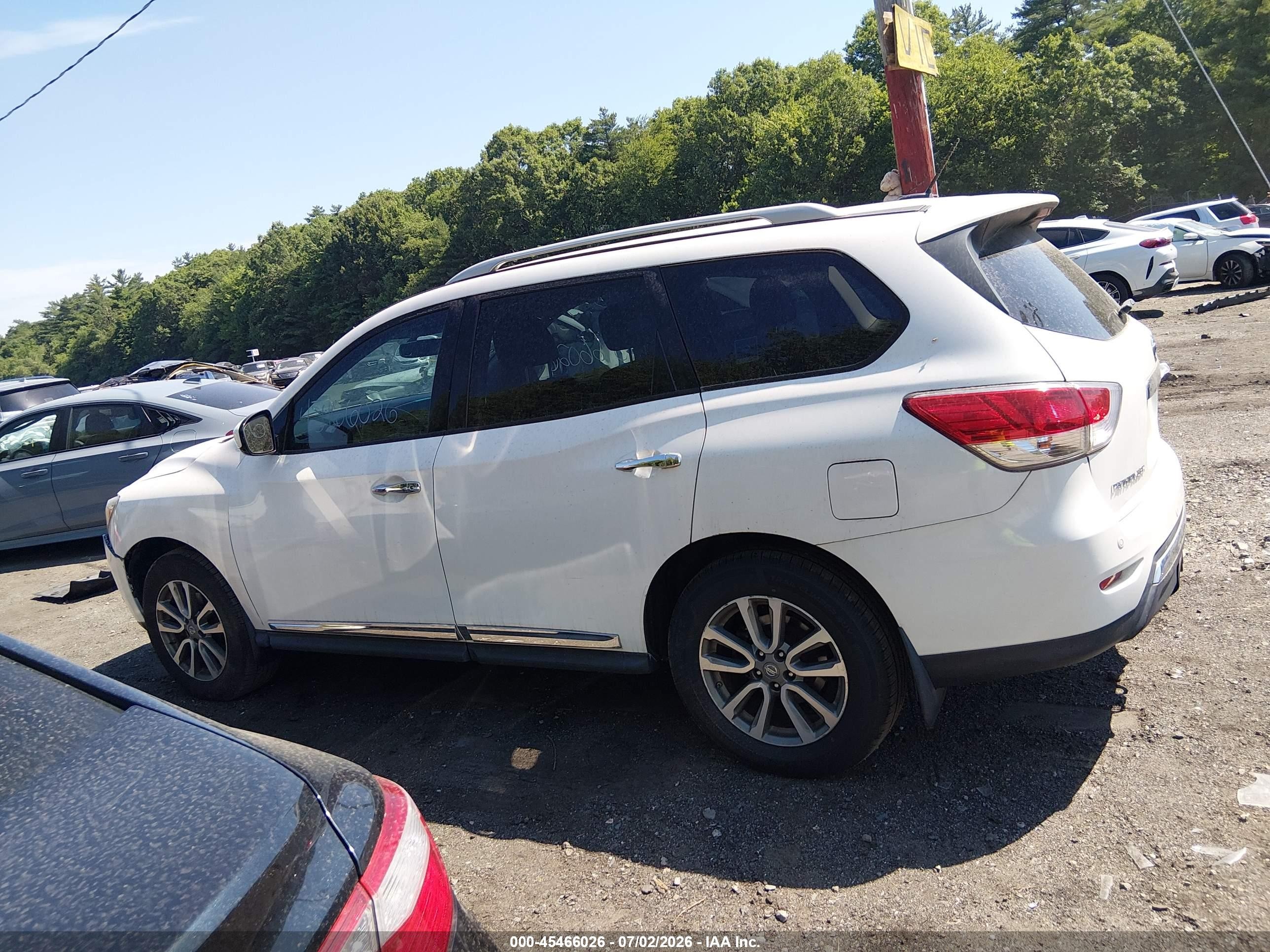 2013 Nissan Pathfinder Sl White vin: 5N1AR2MM5DC675443