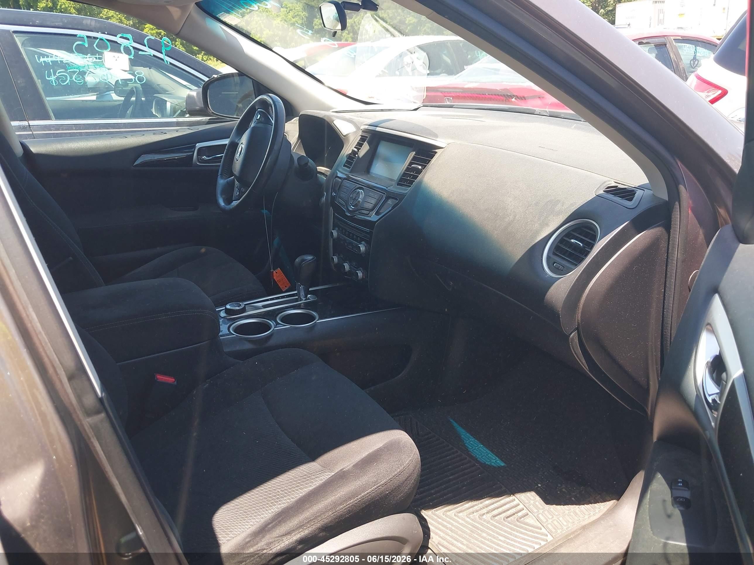 2014 Nissan Pathfinder Sv Gold vin: 5N1AR2MM5EC610335