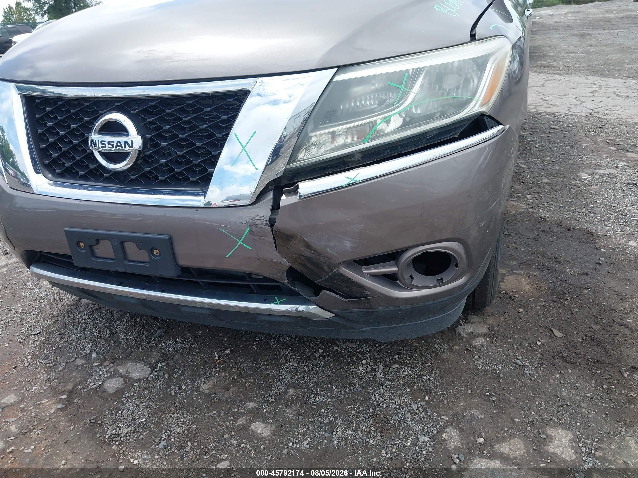 2014 Nissan Pathfinder Sv Gray vin: 5N1AR2MM5EC614935