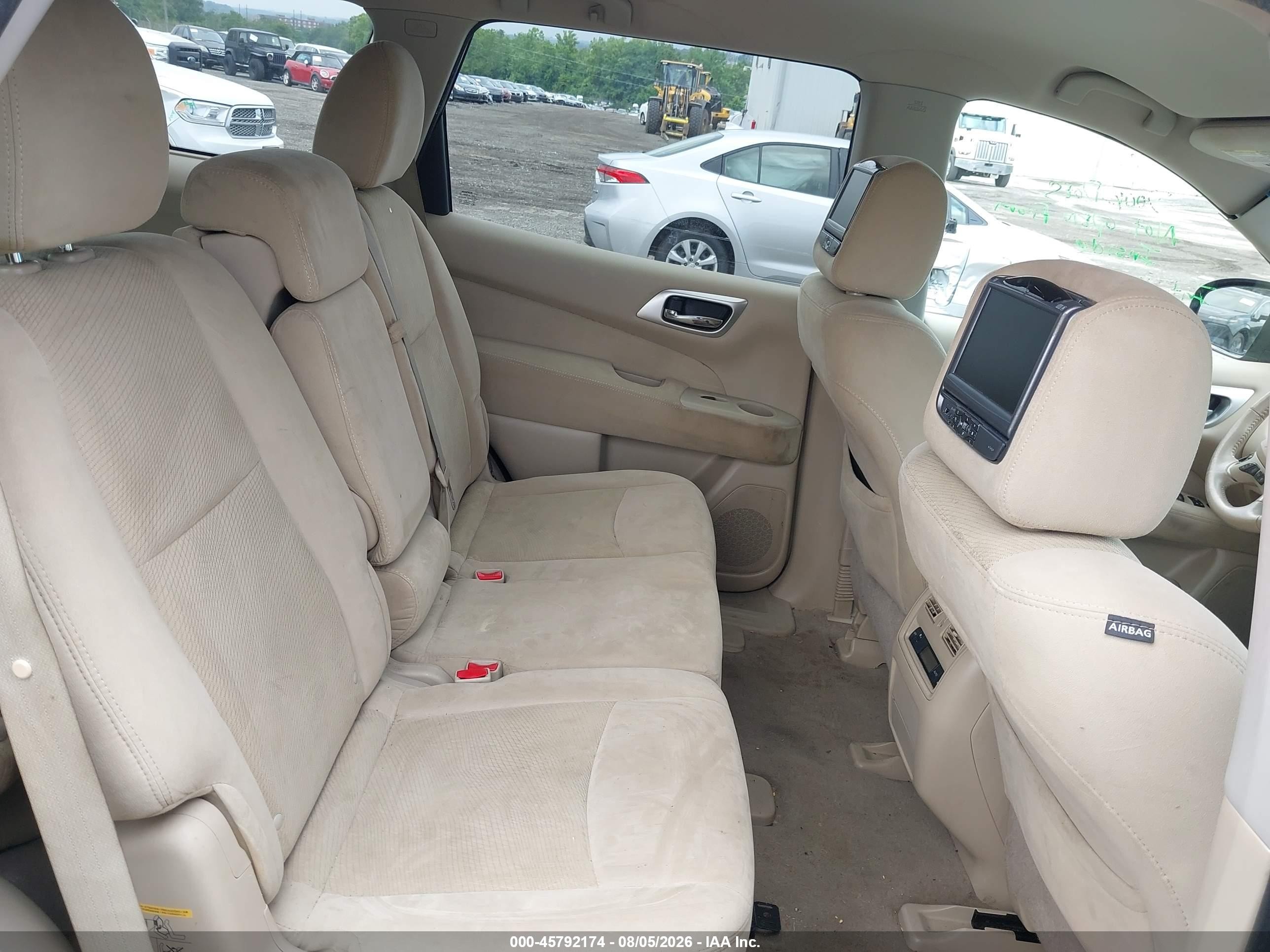 2014 Nissan Pathfinder Sv Gray vin: 5N1AR2MM5EC614935
