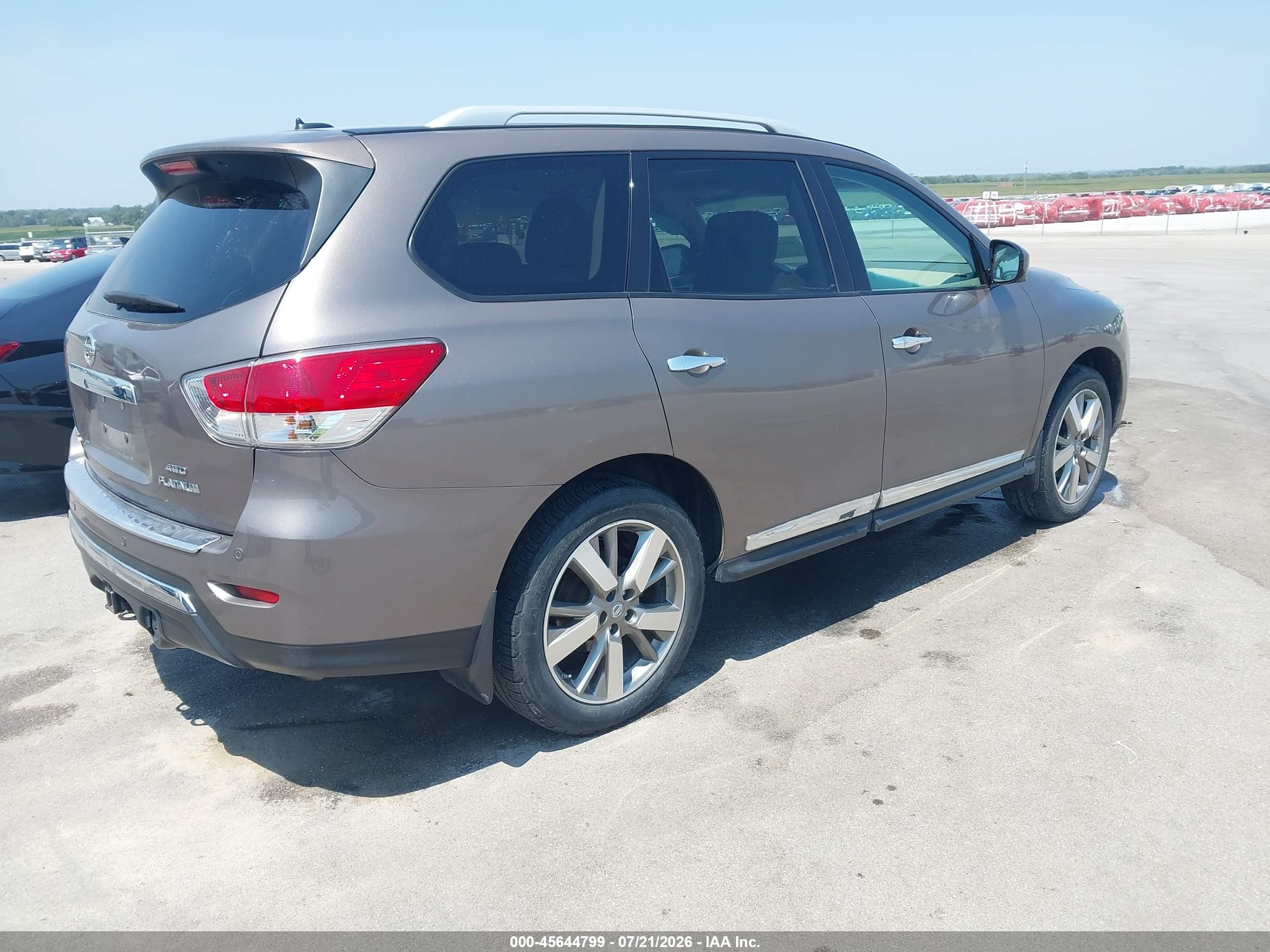 2014 Nissan Pathfinder Platinum Brown vin: 5N1AR2MM5EC616992