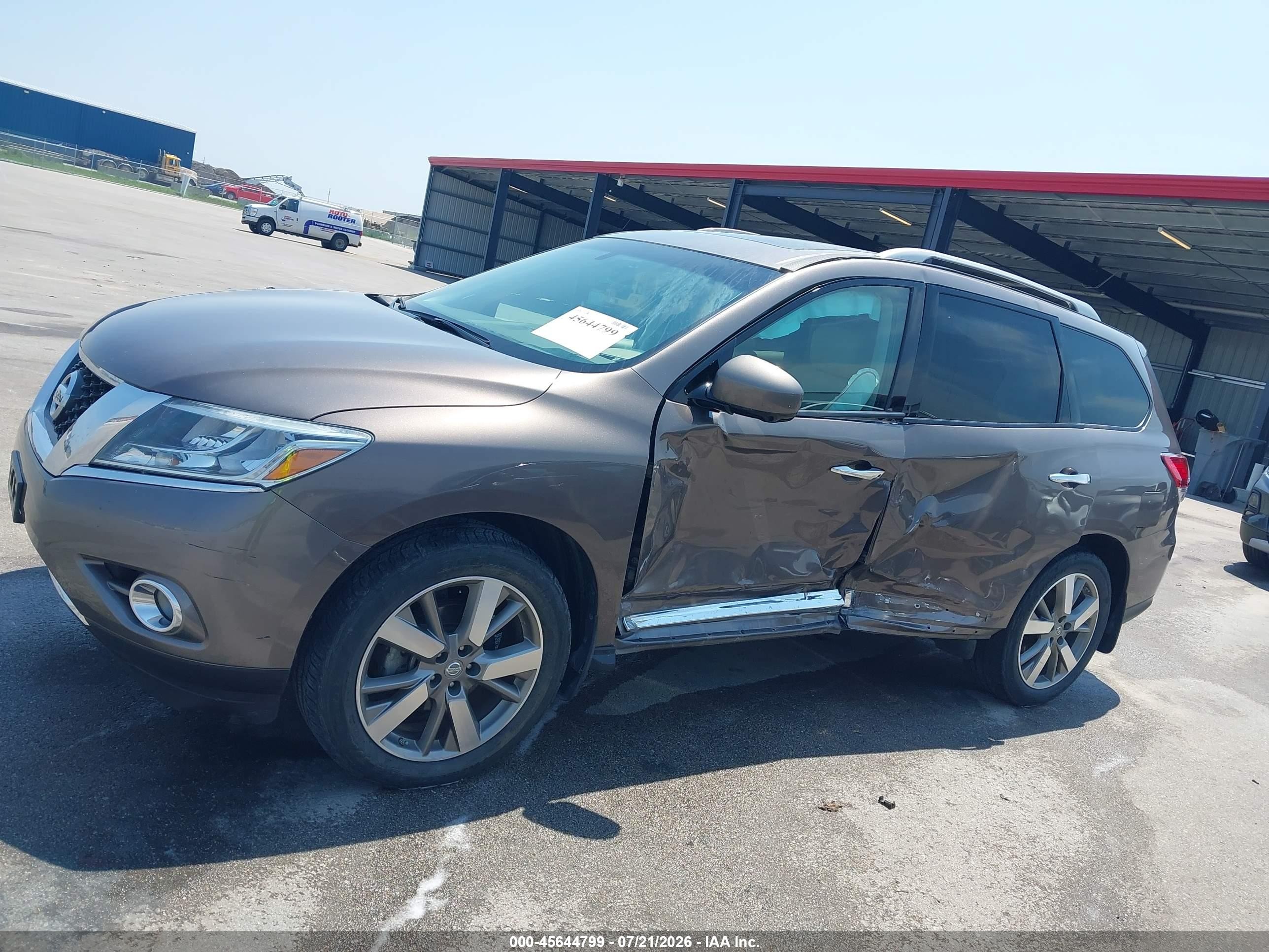 2014 Nissan Pathfinder Platinum Brown vin: 5N1AR2MM5EC616992