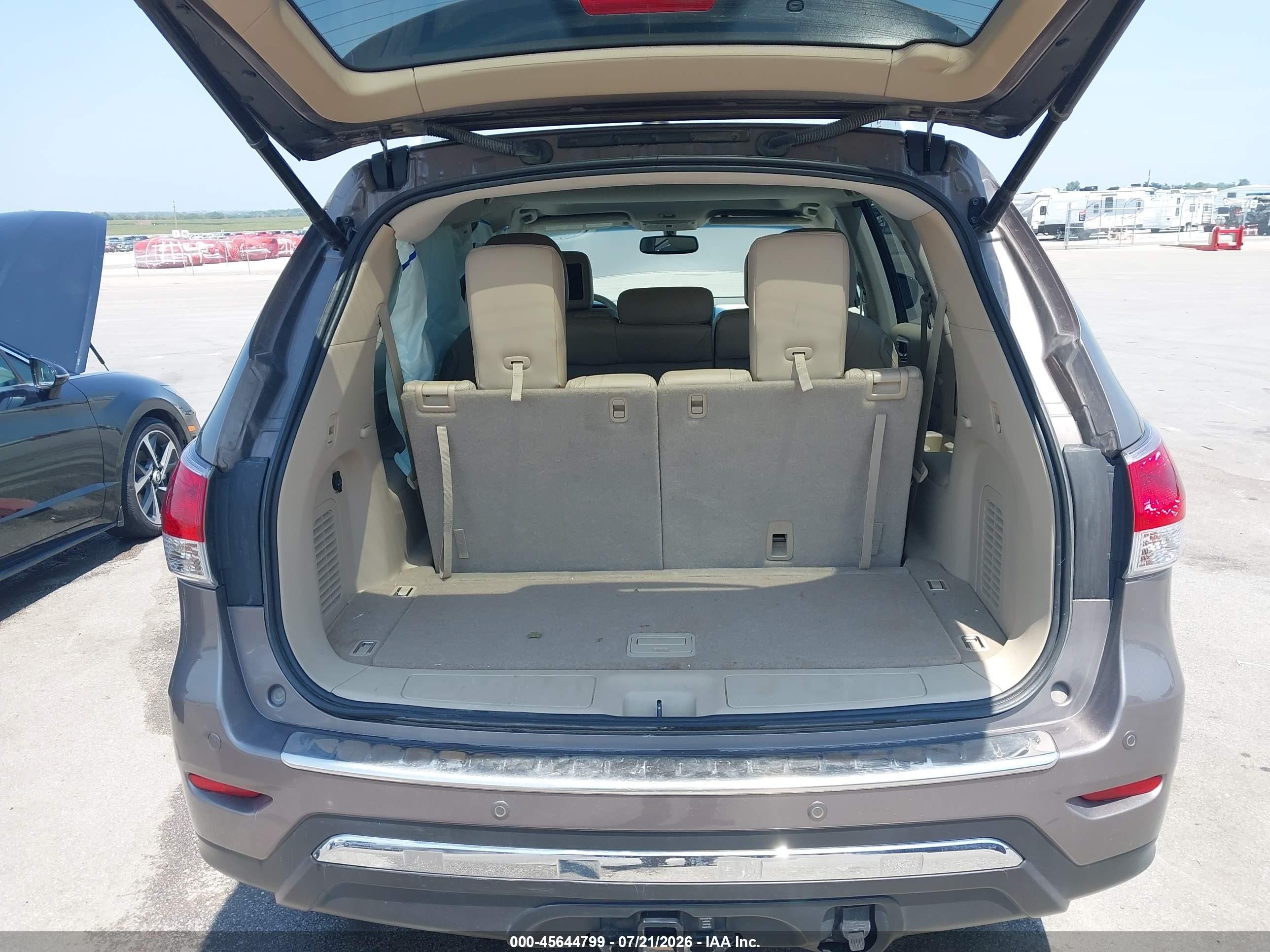 2014 Nissan Pathfinder Platinum Brown vin: 5N1AR2MM5EC616992