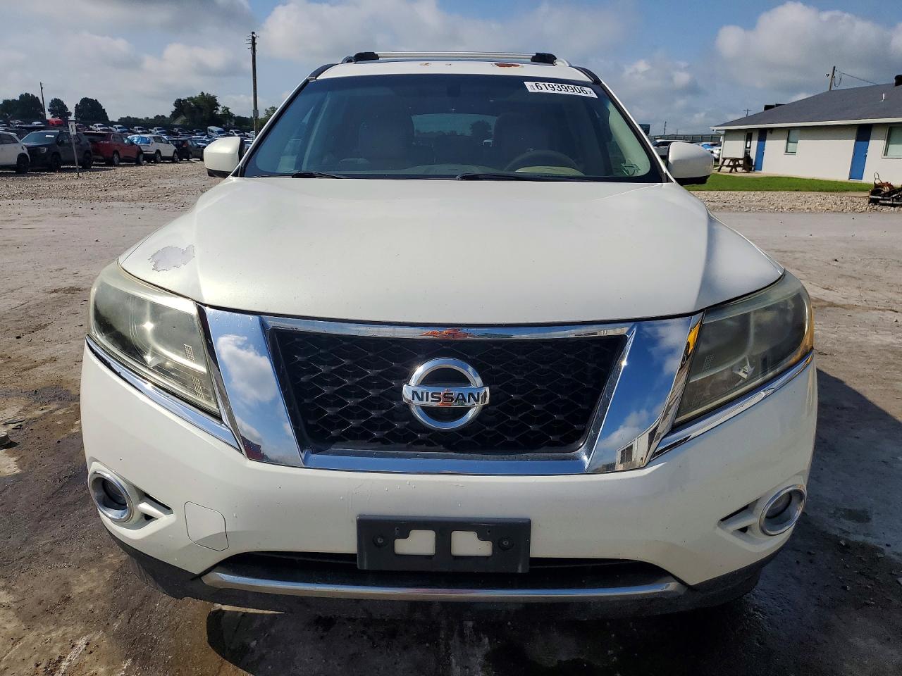 2014 Nissan Pathfinder S White vin: 5N1AR2MM5EC619424