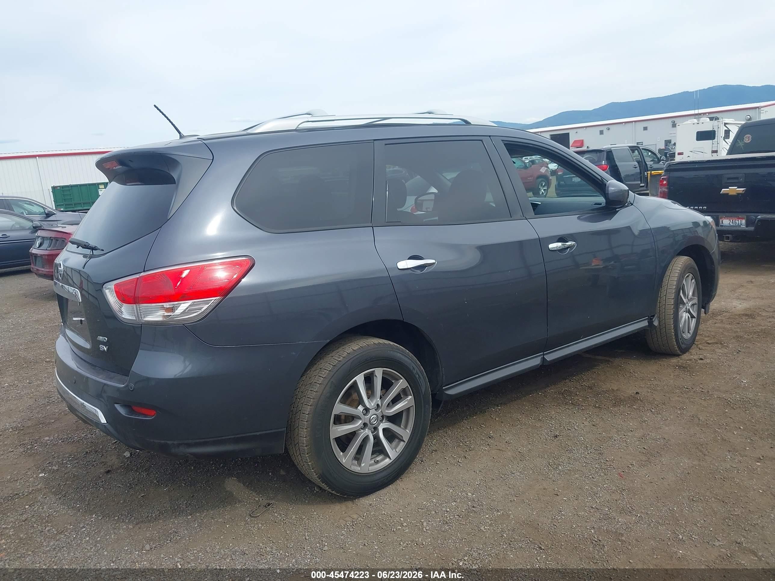 2014 Nissan Pathfinder Sv Gray vin: 5N1AR2MM5EC642234