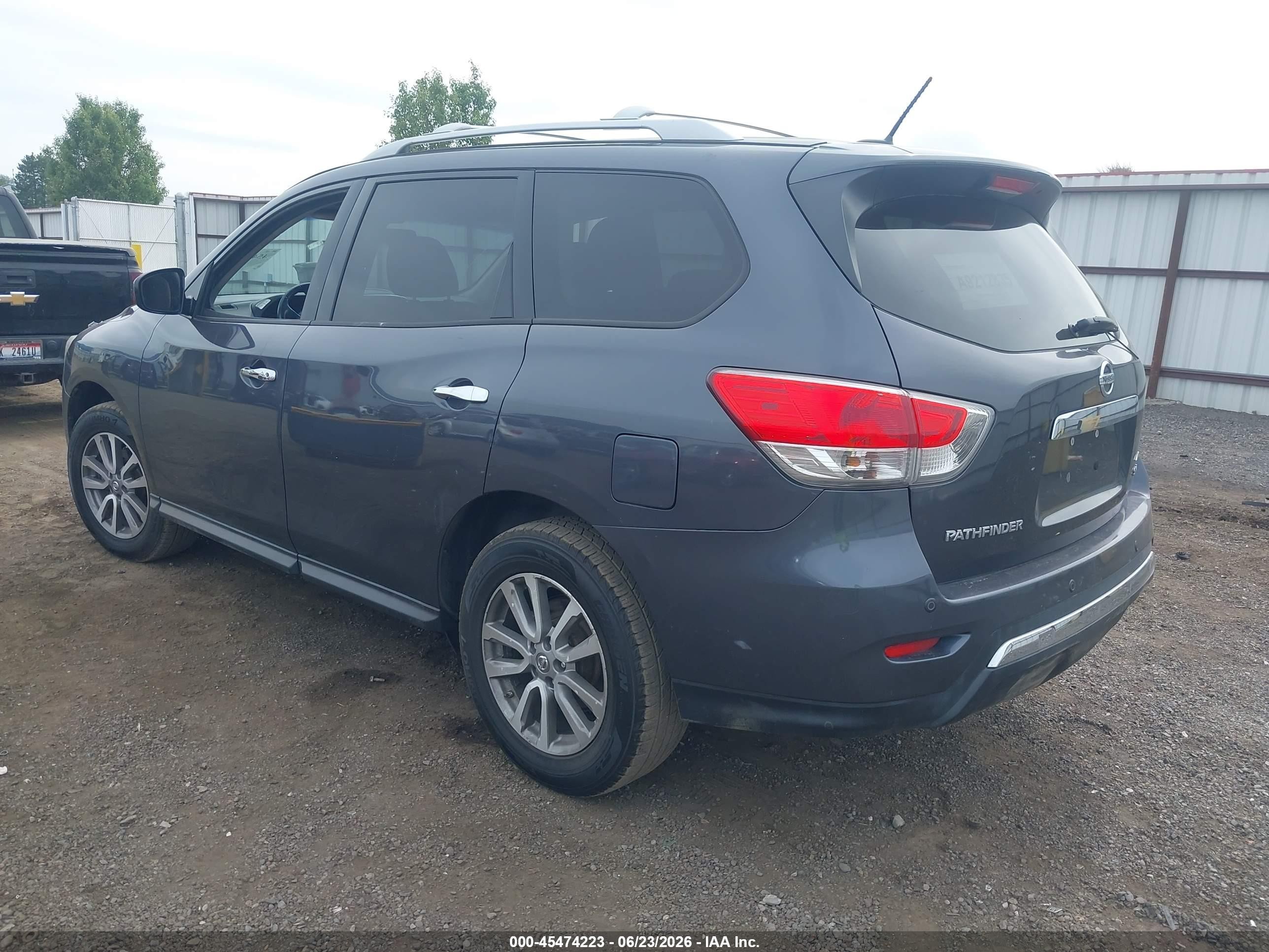 2014 Nissan Pathfinder Sv Gray vin: 5N1AR2MM5EC642234