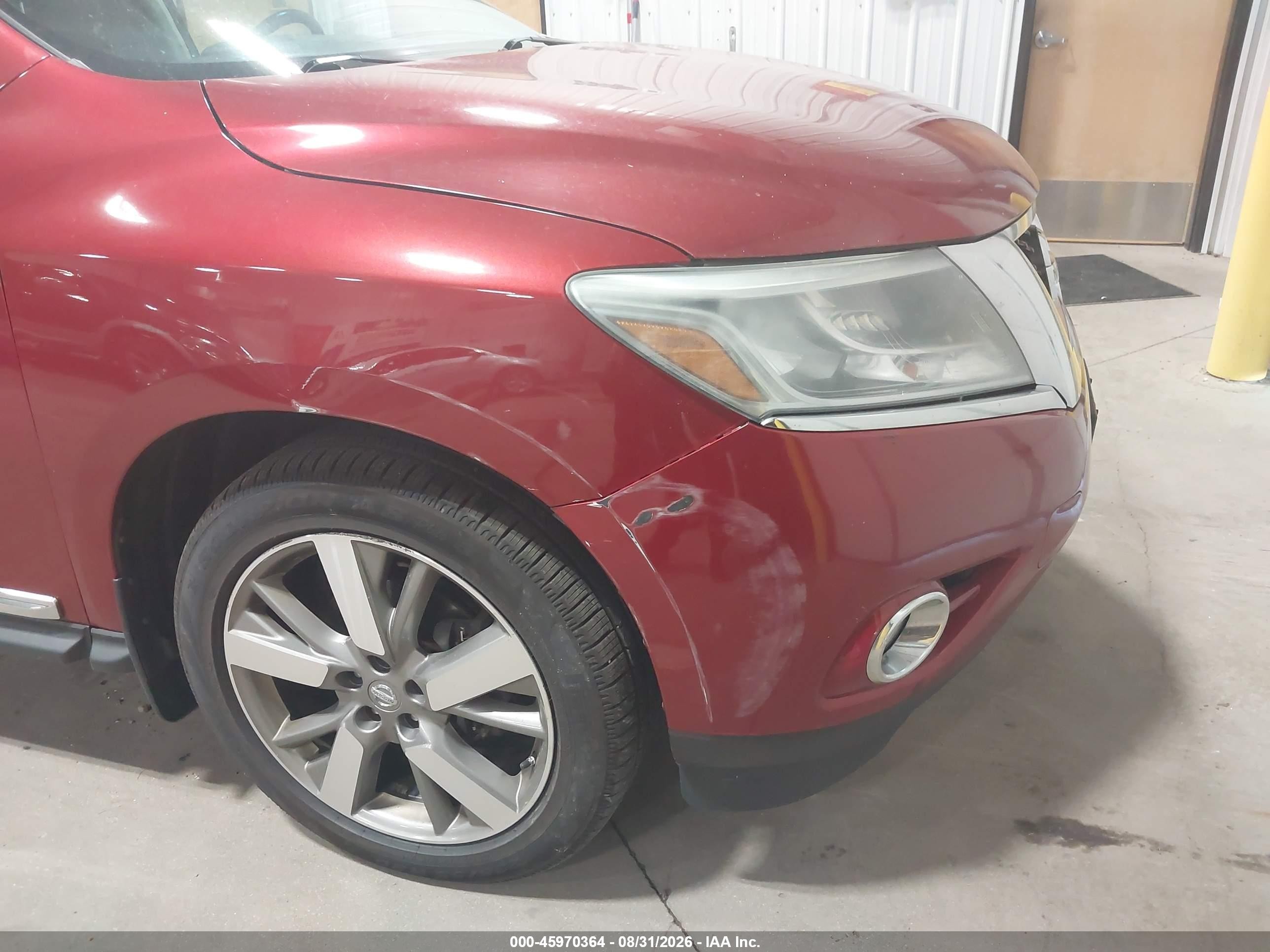 2014 Nissan Pathfinder Platinum Burgundy vin: 5N1AR2MM5EC663147