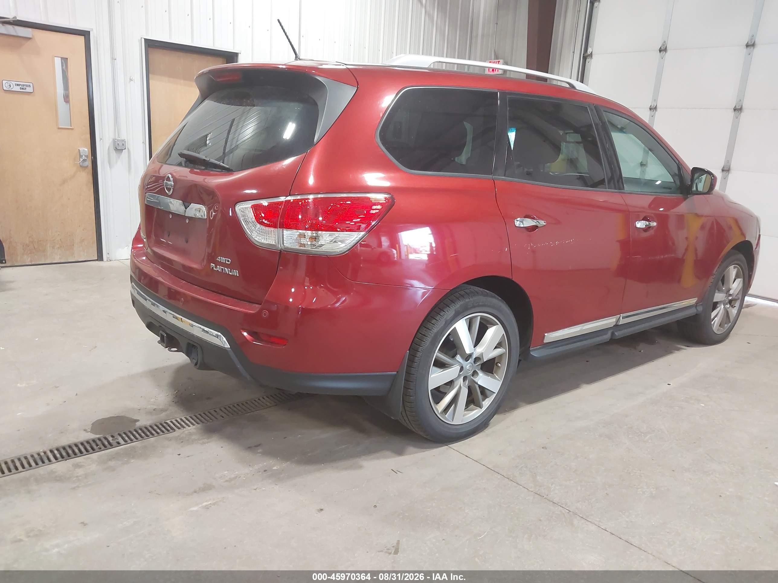2014 Nissan Pathfinder Platinum Burgundy vin: 5N1AR2MM5EC663147