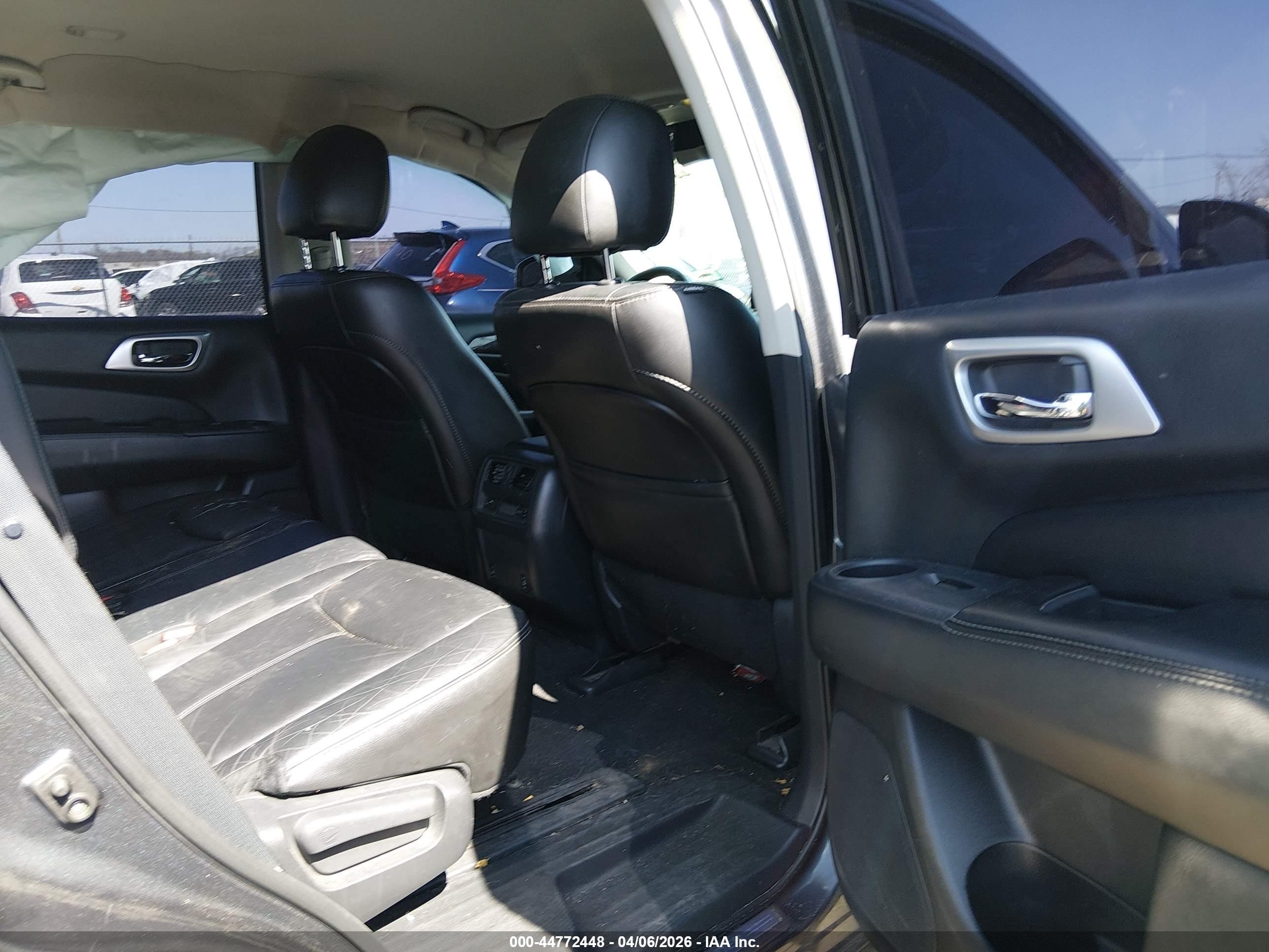2014 Nissan Pathfinder Sl Gray vin: 5N1AR2MM5EC668767
