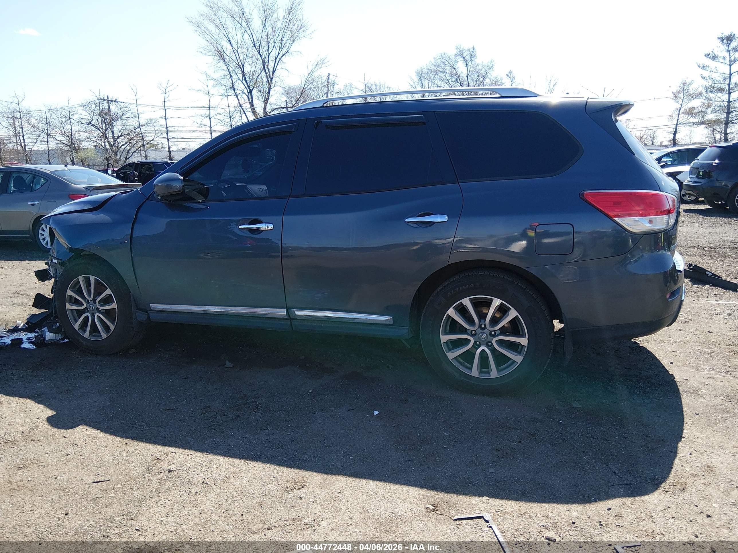 2014 Nissan Pathfinder Sl Gray vin: 5N1AR2MM5EC668767