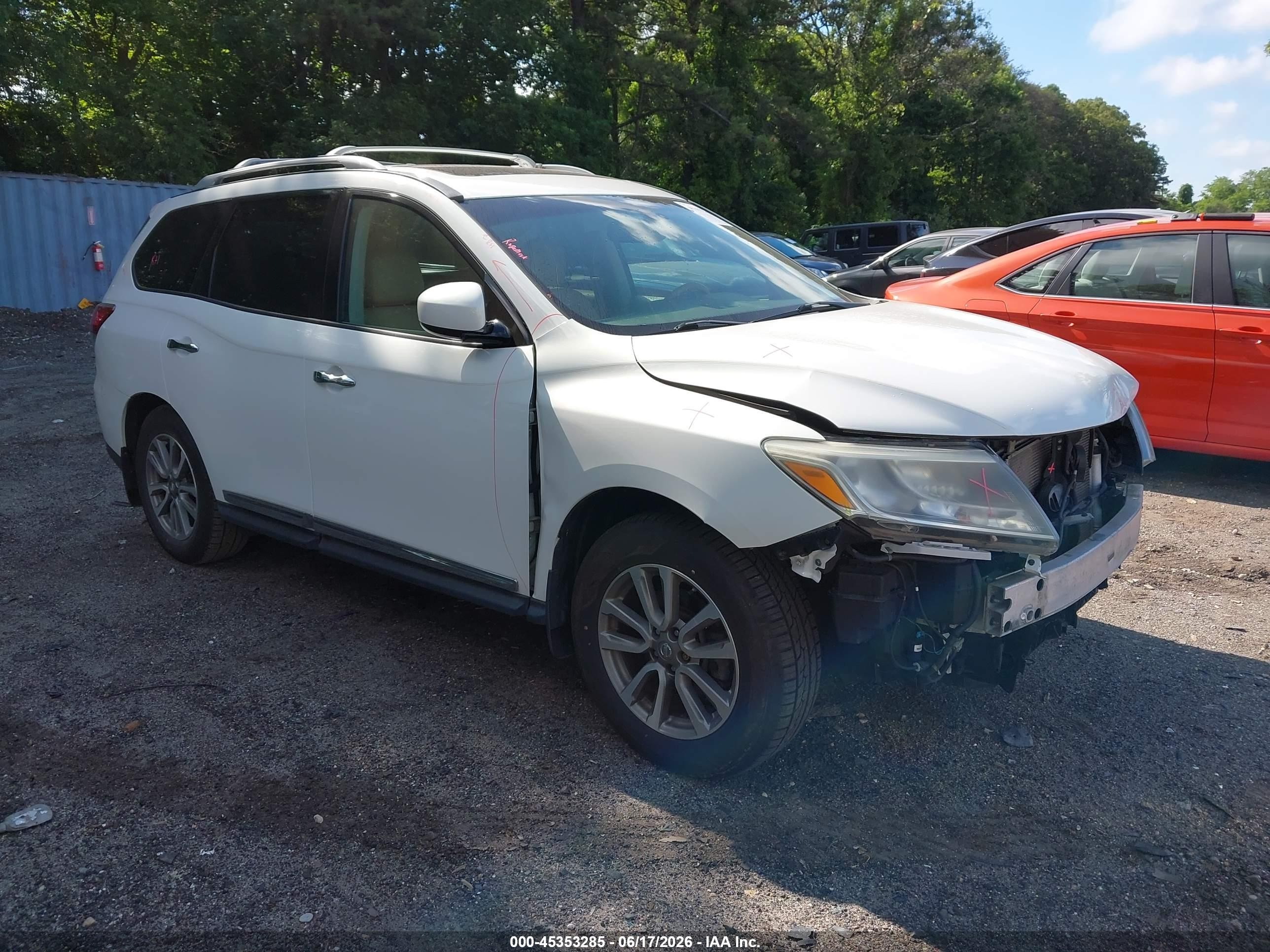 2014 Nissan Pathfinder Sl vin: 5N1AR2MM5EC690347
