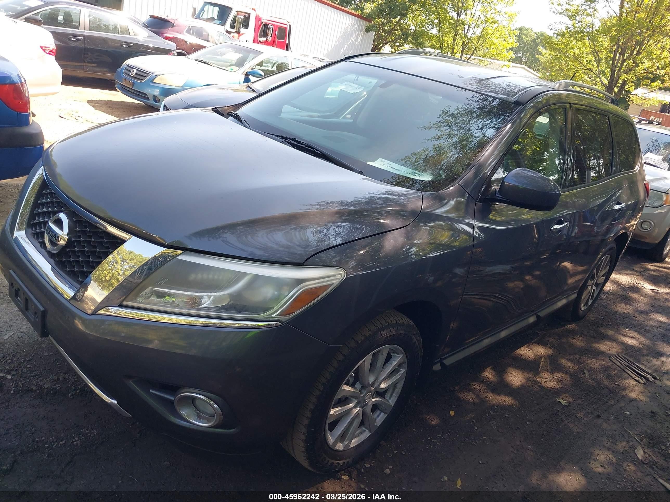 2014 Nissan Pathfinder Sv Gray vin: 5N1AR2MM5EC694852