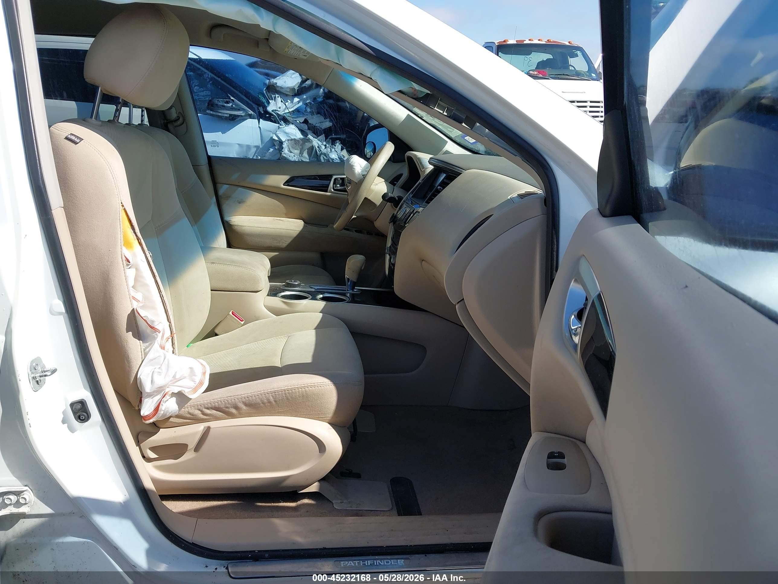 2014 Nissan Pathfinder S White vin: 5N1AR2MM5EC705896