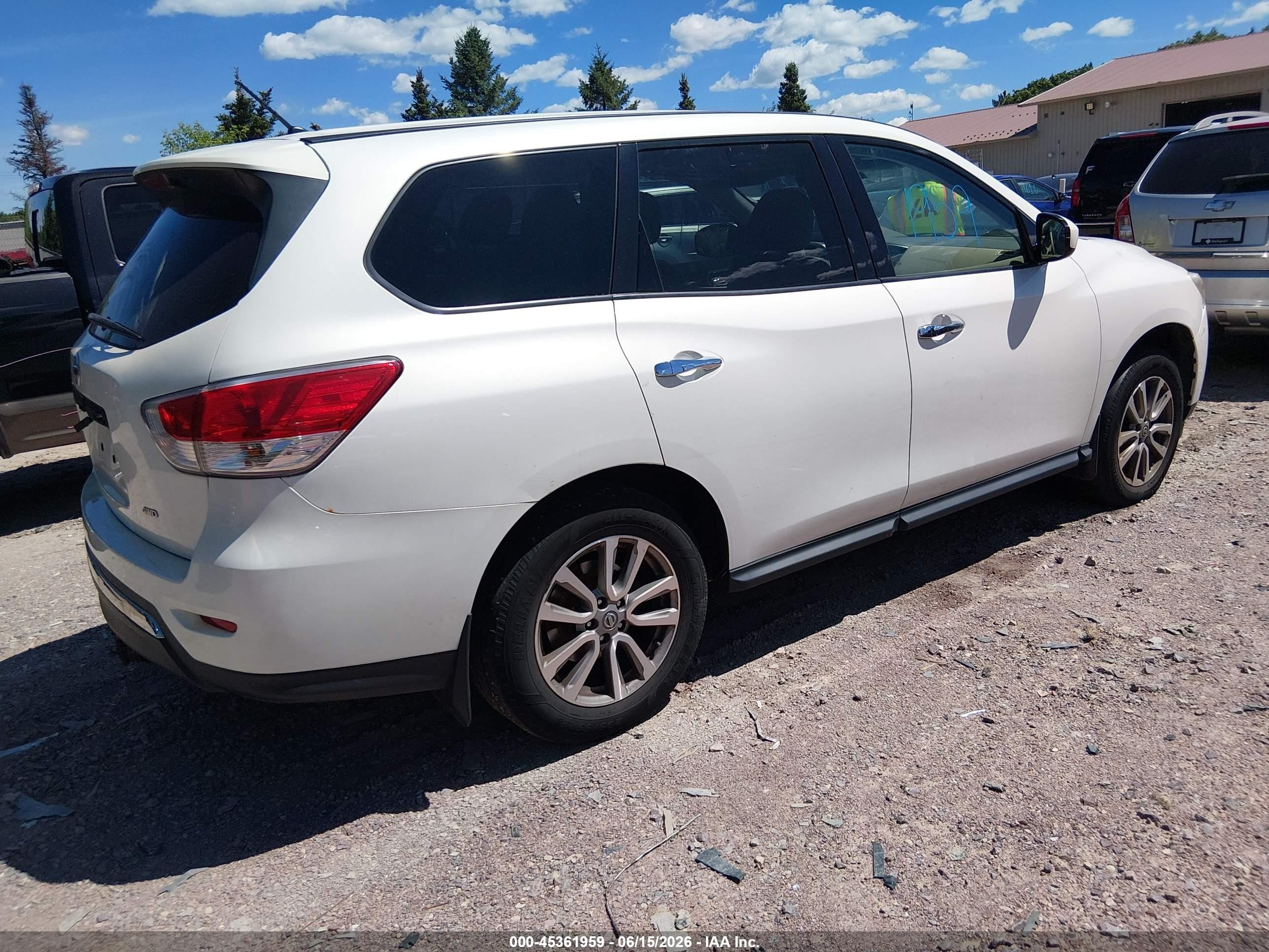 2014 Nissan Pathfinder S White vin: 5N1AR2MM5EC710824