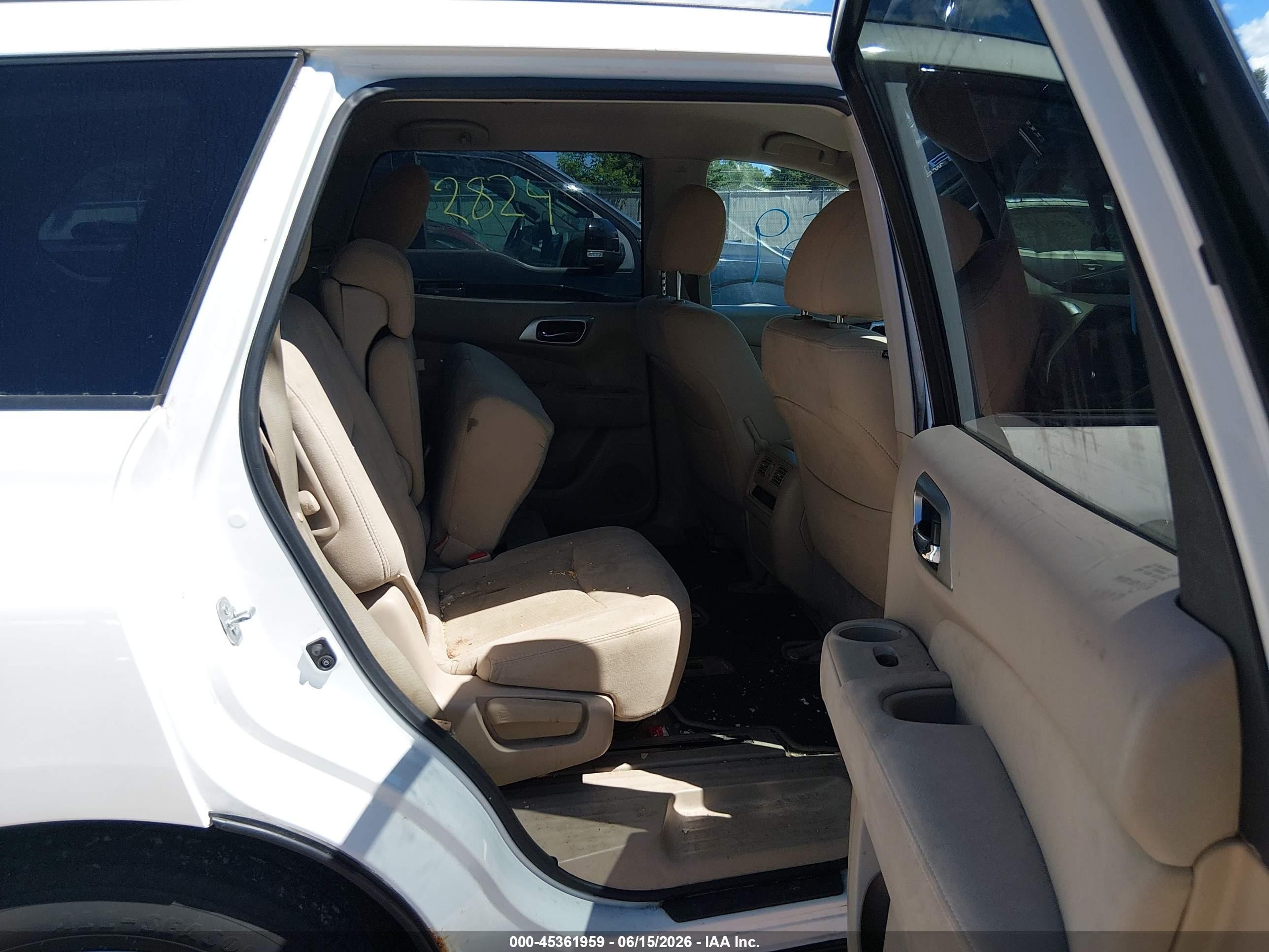 2014 Nissan Pathfinder S White vin: 5N1AR2MM5EC710824