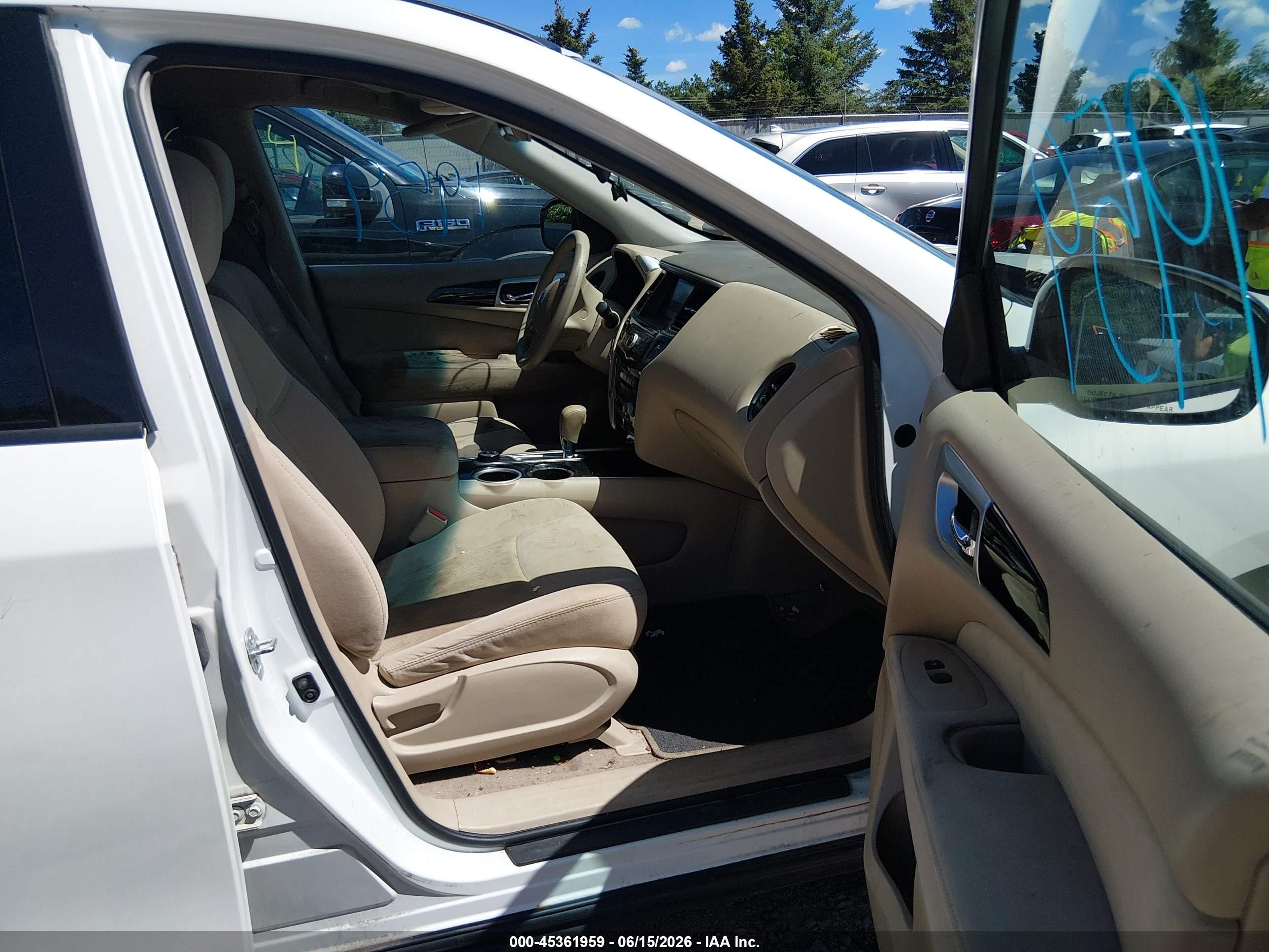 2014 Nissan Pathfinder S White vin: 5N1AR2MM5EC710824