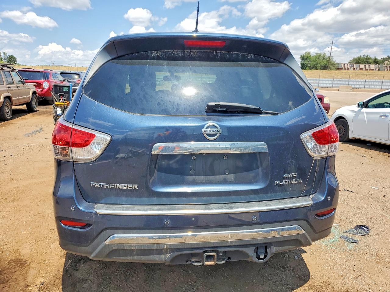 2015 Nissan Pathfinder Platinum Blue vin: 5N1AR2MM5FC600390