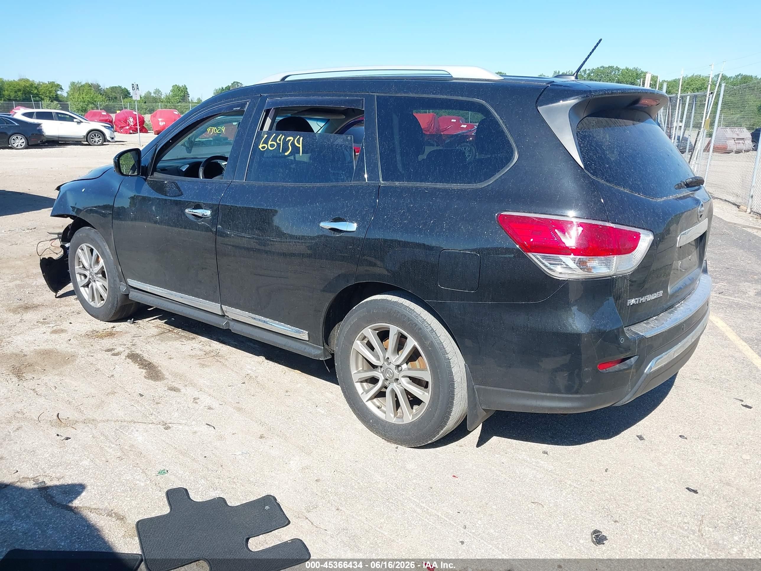2015 Nissan Pathfinder Sl Black vin: 5N1AR2MM5FC604777