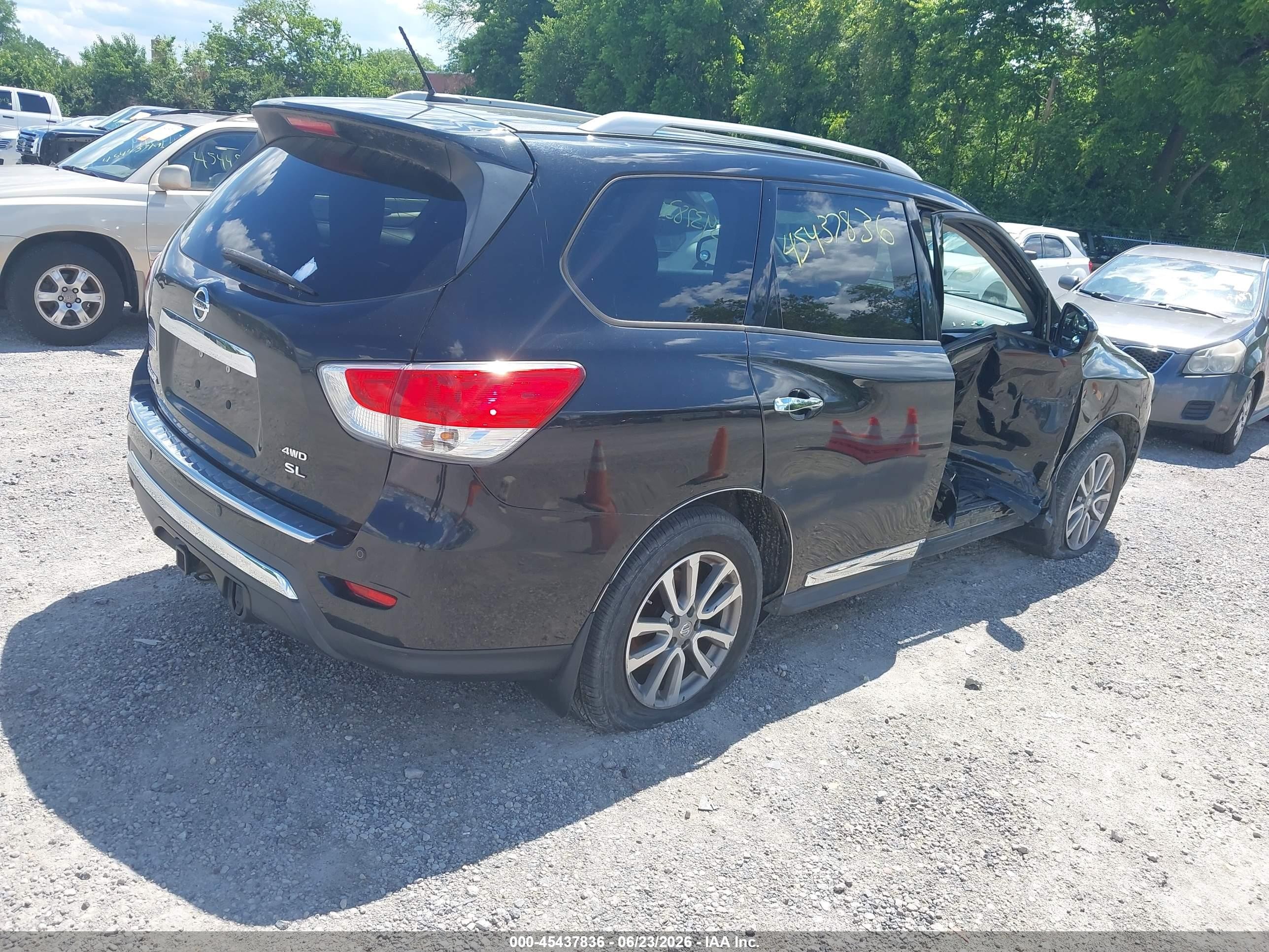 2015 Nissan Pathfinder Sl Black vin: 5N1AR2MM5FC608120