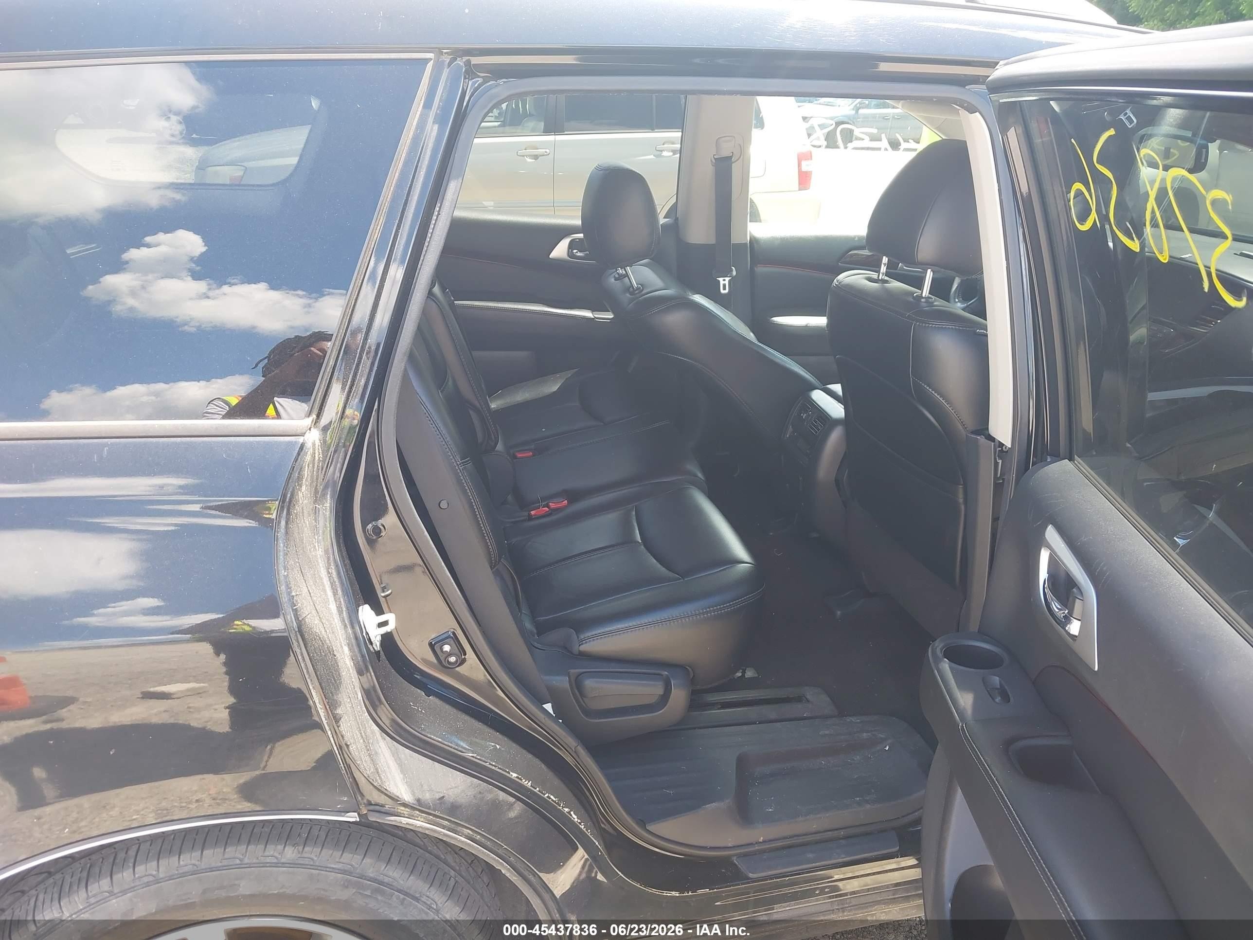 2015 Nissan Pathfinder Sl Black vin: 5N1AR2MM5FC608120
