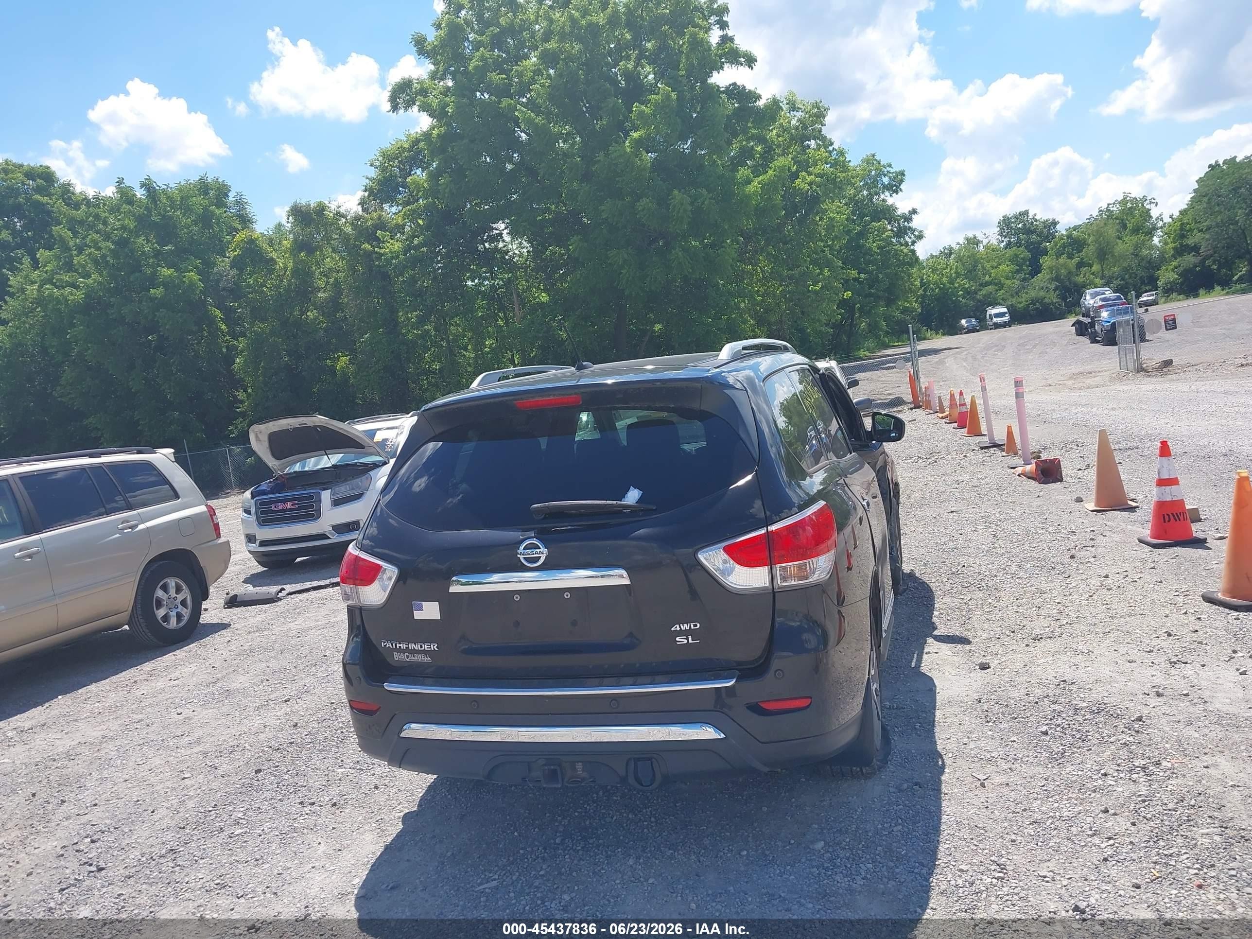 2015 Nissan Pathfinder Sl Black vin: 5N1AR2MM5FC608120