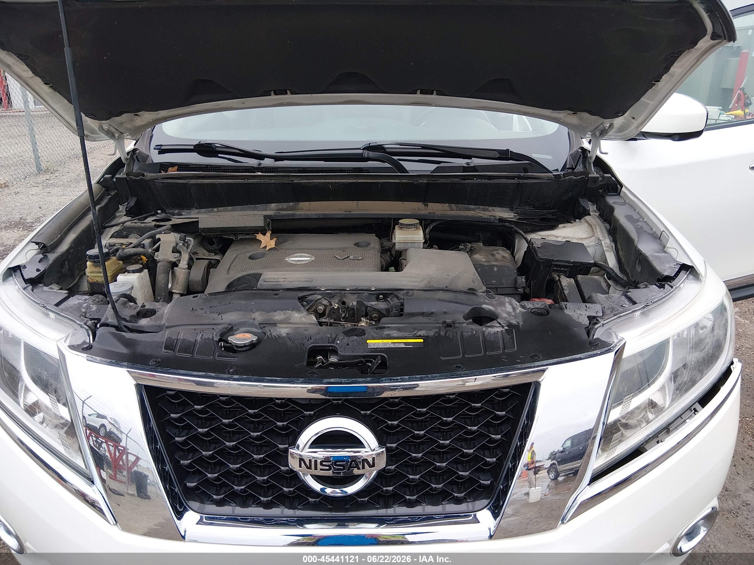 2015 Nissan Pathfinder Platinum White vin: 5N1AR2MM5FC612720
