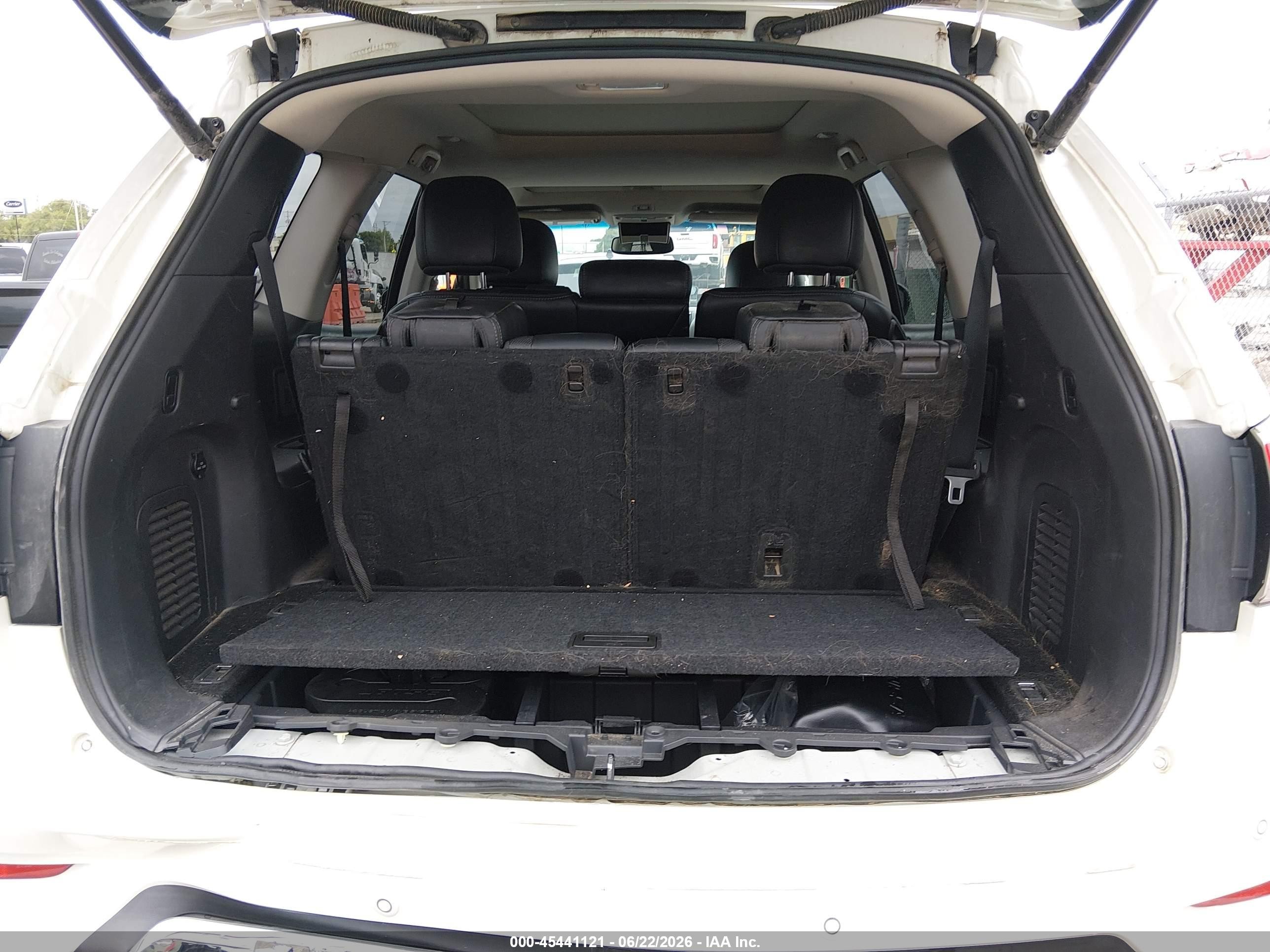 2015 Nissan Pathfinder Platinum White vin: 5N1AR2MM5FC612720