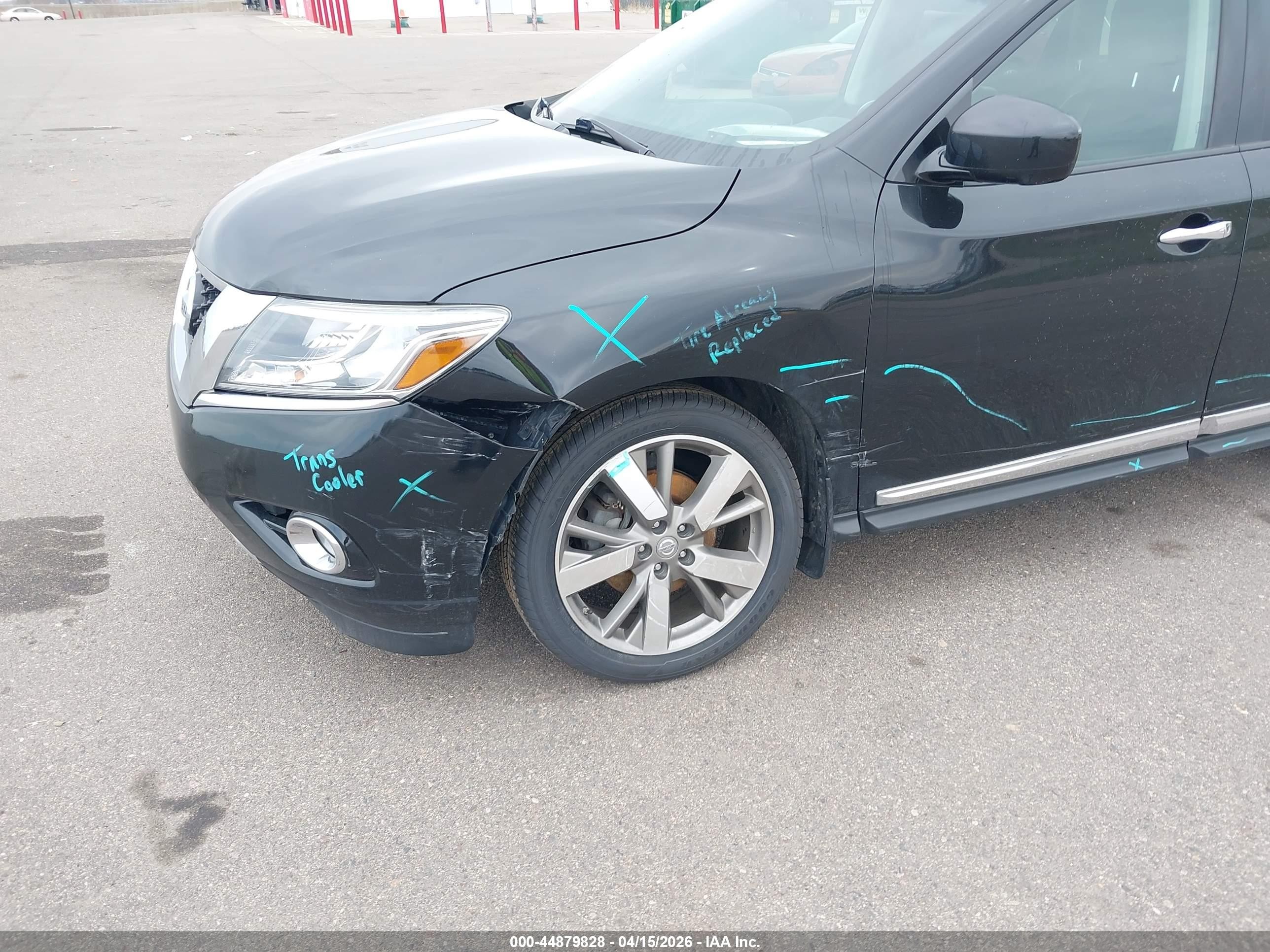2015 Nissan Pathfinder Platinum Black vin: 5N1AR2MM5FC628349