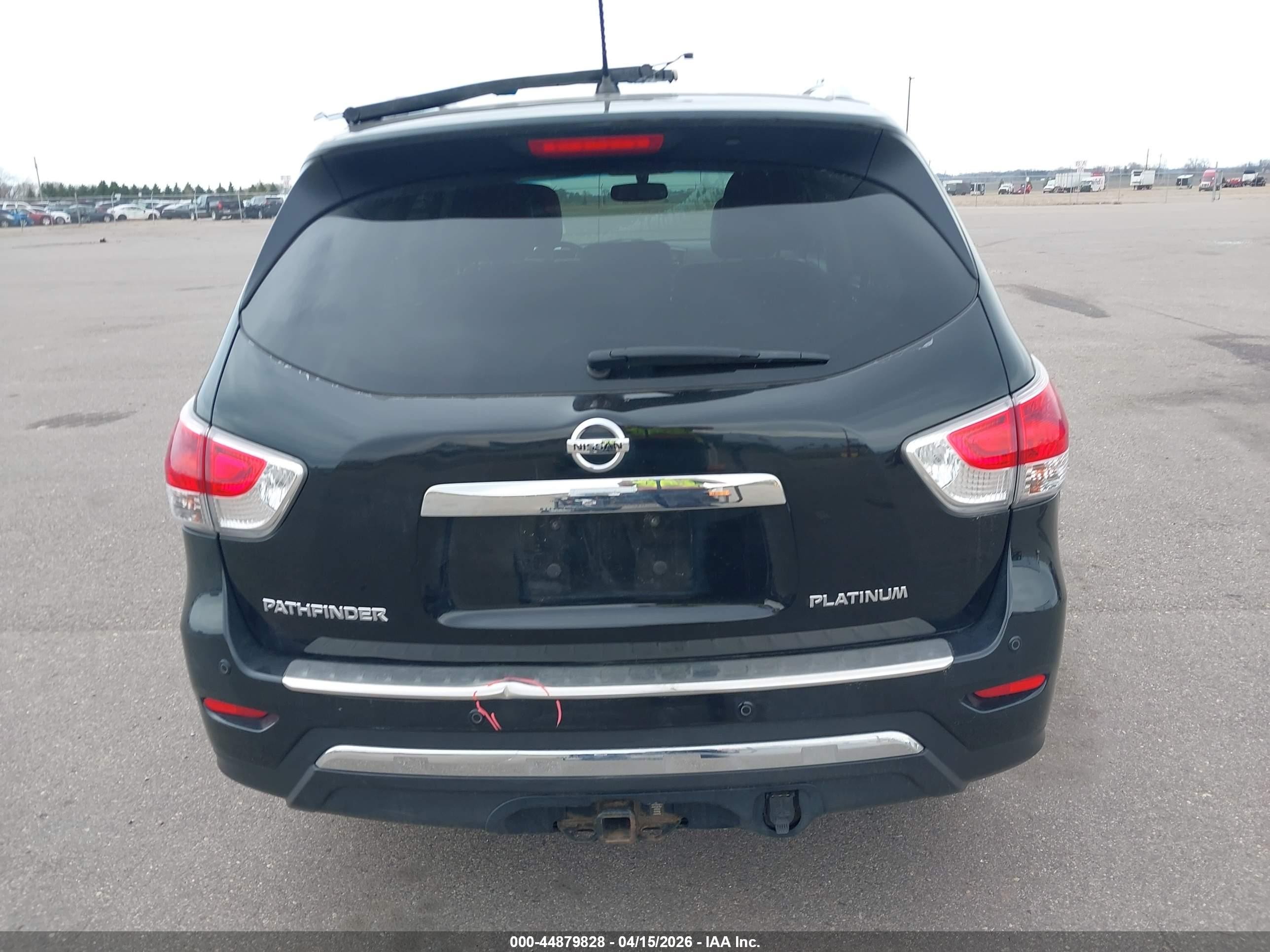 2015 Nissan Pathfinder Platinum Black vin: 5N1AR2MM5FC628349