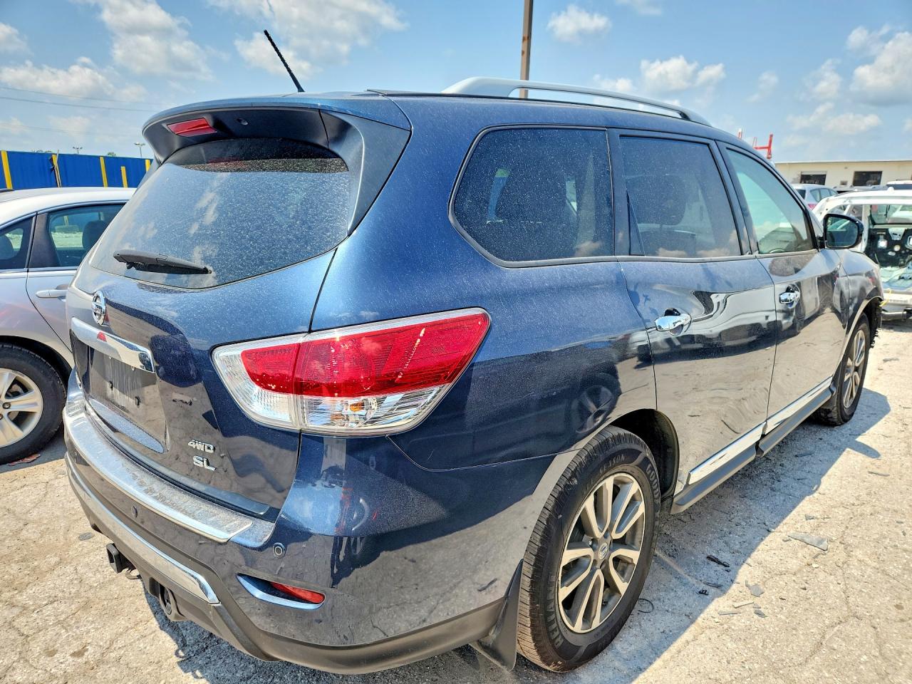 2015 Nissan Pathfinder Sl Blue vin: 5N1AR2MM5FC632806