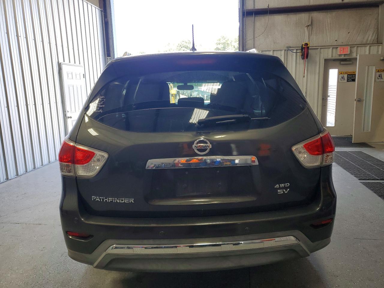 2015 Nissan Pathfinder Sv Charcoal vin: 5N1AR2MM5FC635334