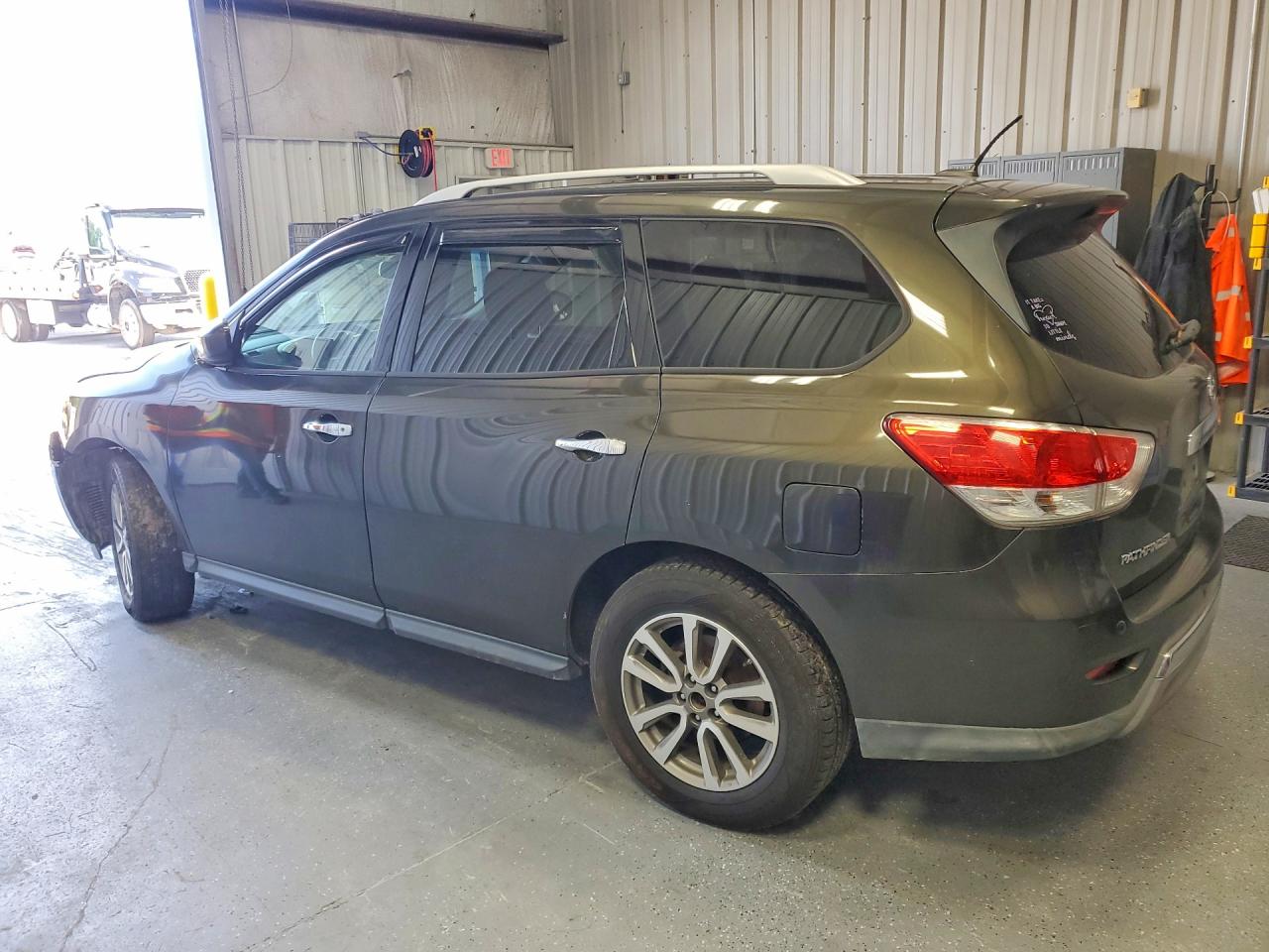 2015 Nissan Pathfinder Sv Charcoal vin: 5N1AR2MM5FC635334