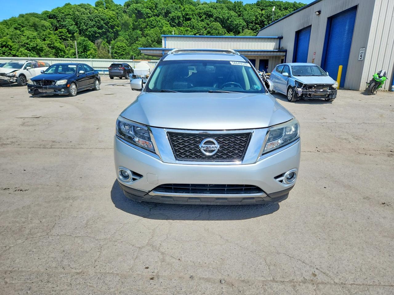 2015 Nissan Pathfinder Sl Silver vin: 5N1AR2MM5FC638377