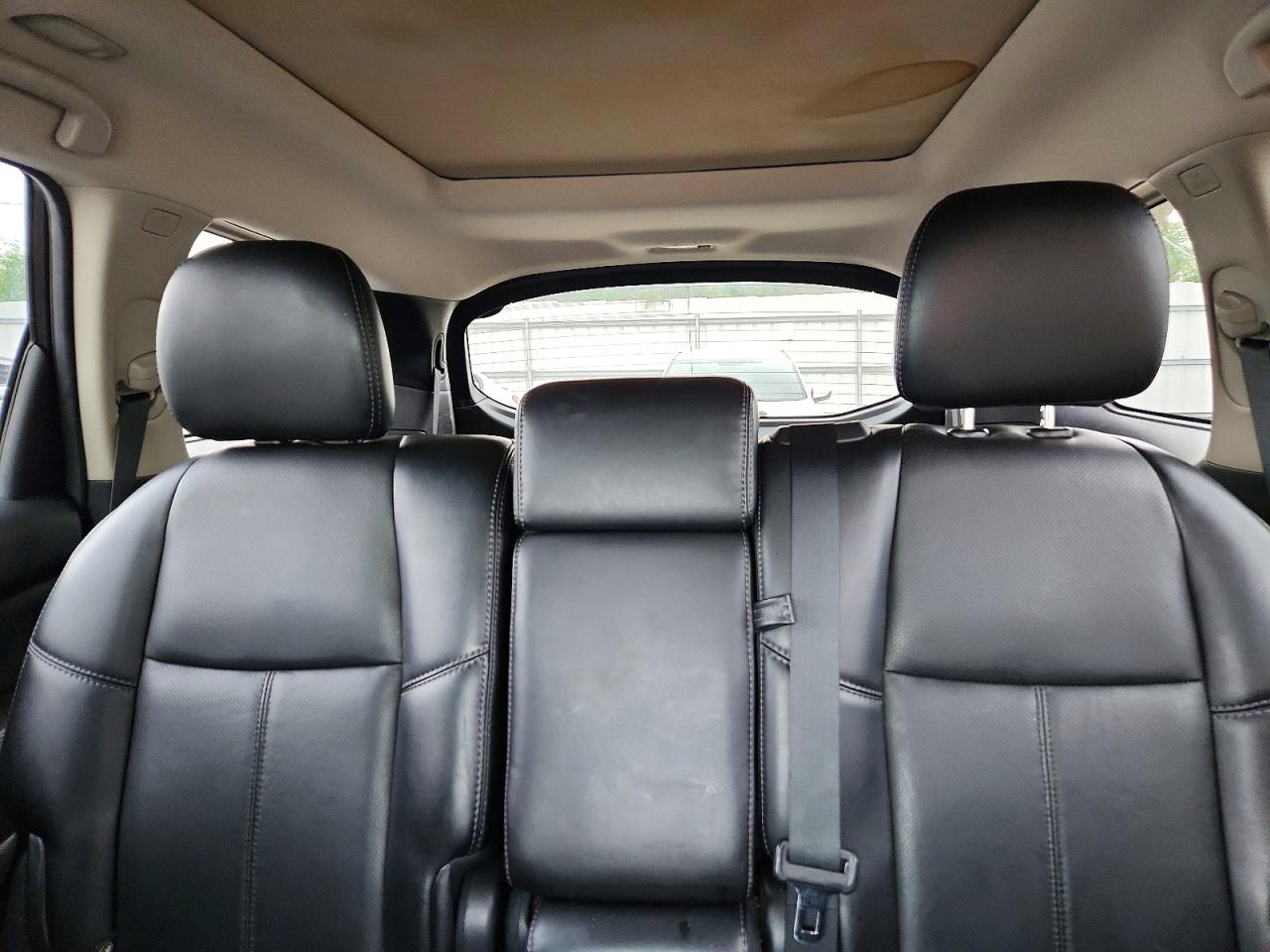 2015 Niss Pathfinder Gray vin: 5N1AR2MM5FC657902