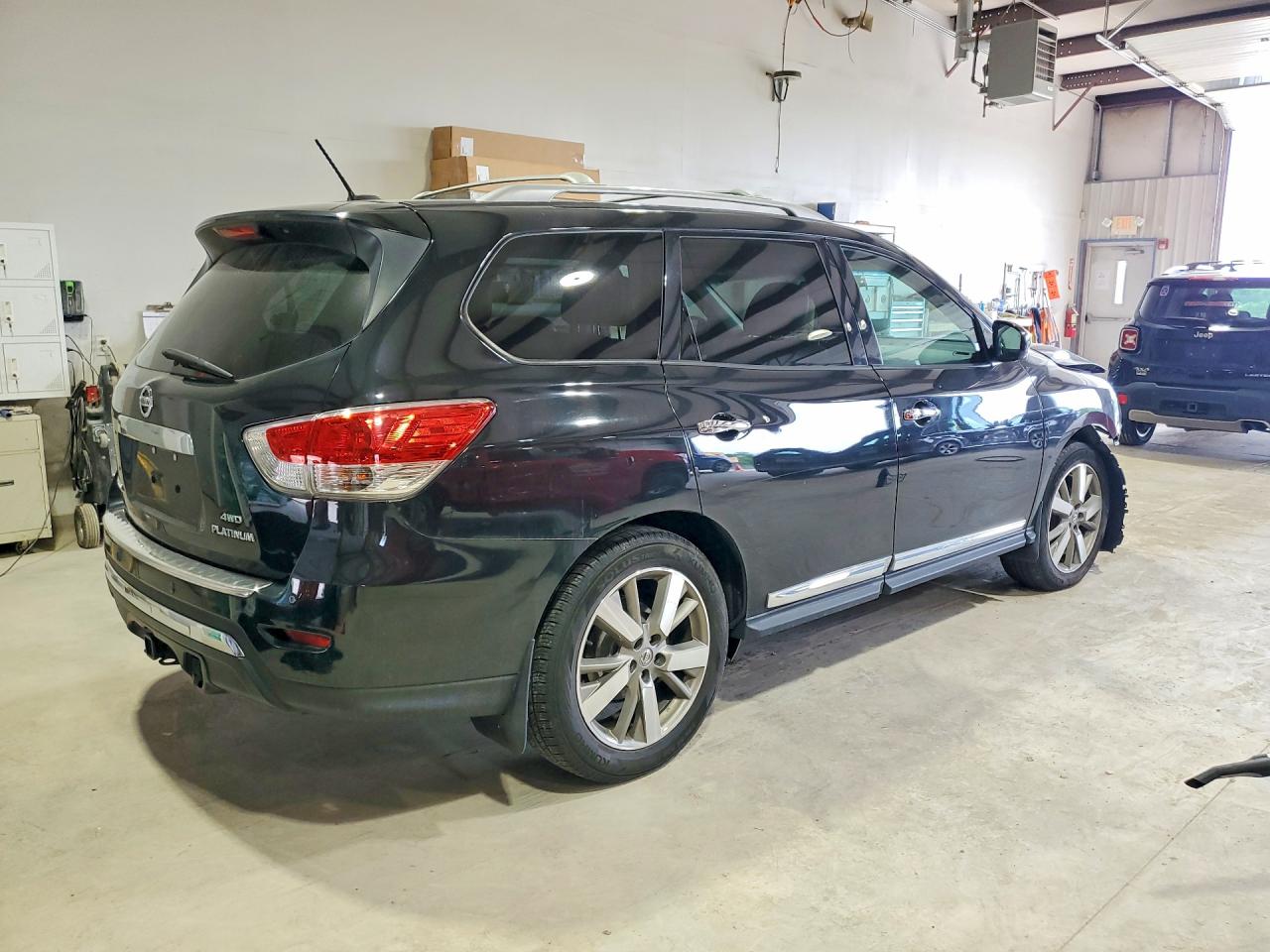 2015 Nissan Pathfinder S Black vin: 5N1AR2MM5FC667068