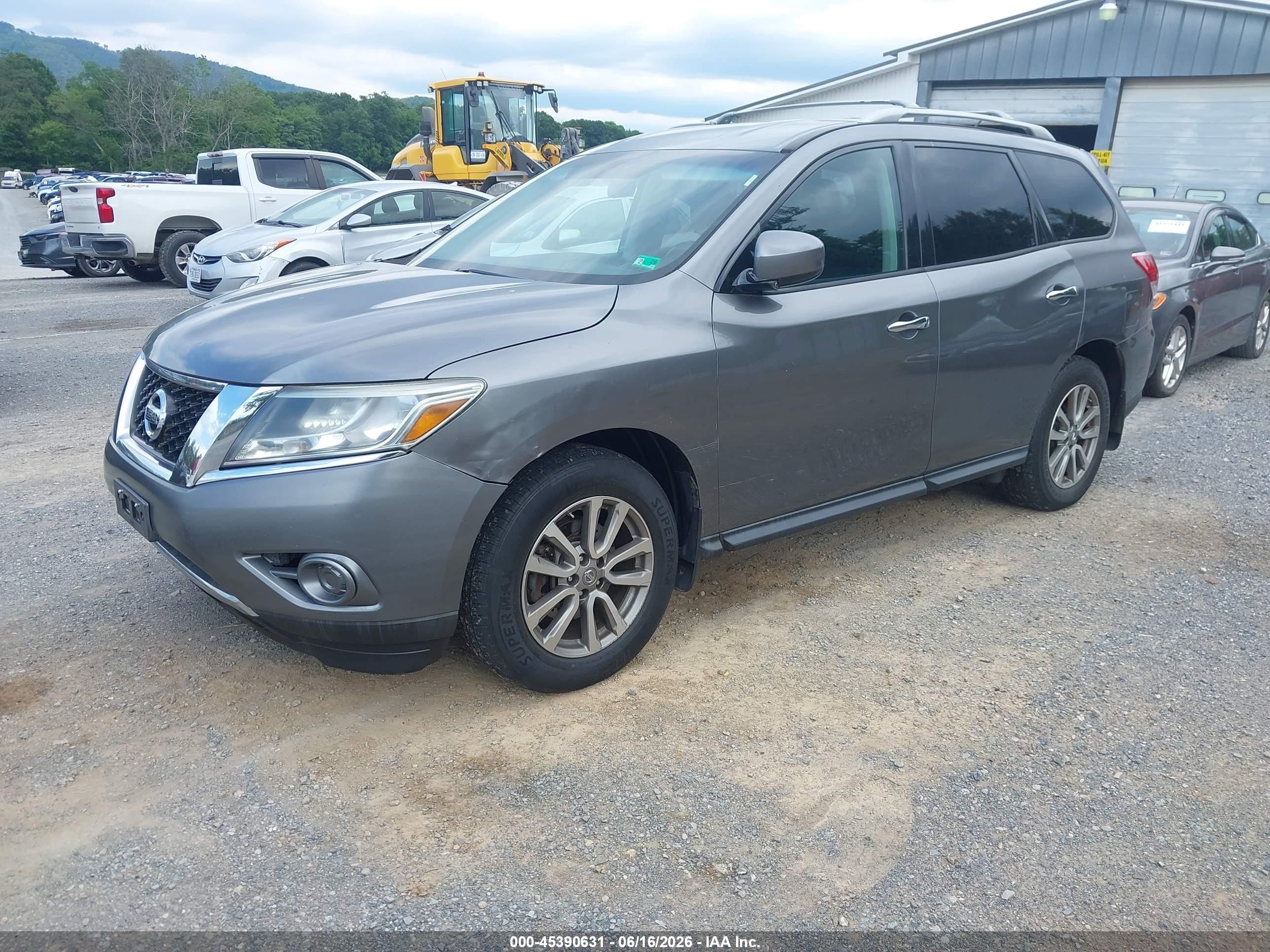 2015 Nissan Pathfinder S Gray vin: 5N1AR2MM5FC685604