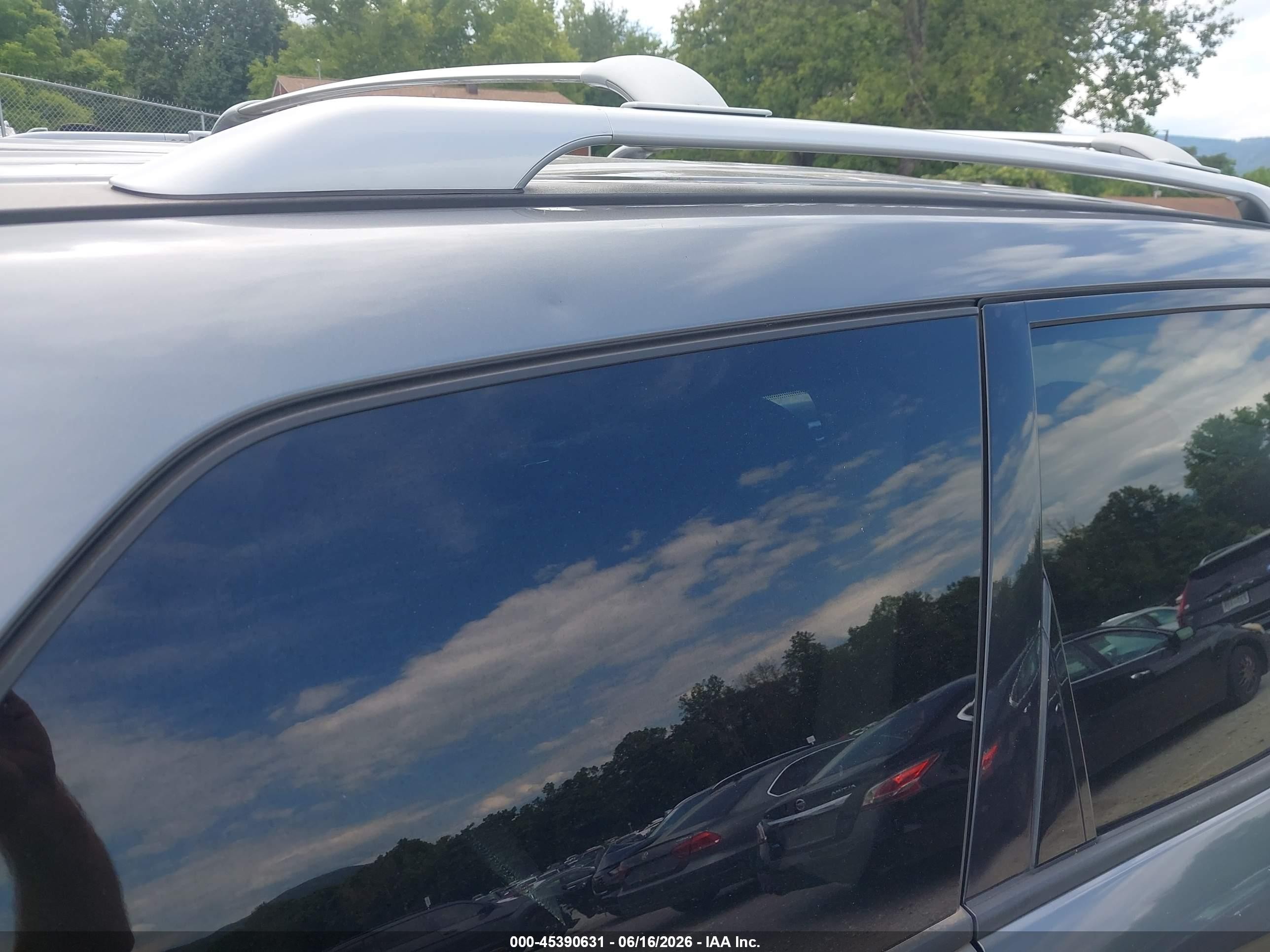 2015 Nissan Pathfinder S Gray vin: 5N1AR2MM5FC685604